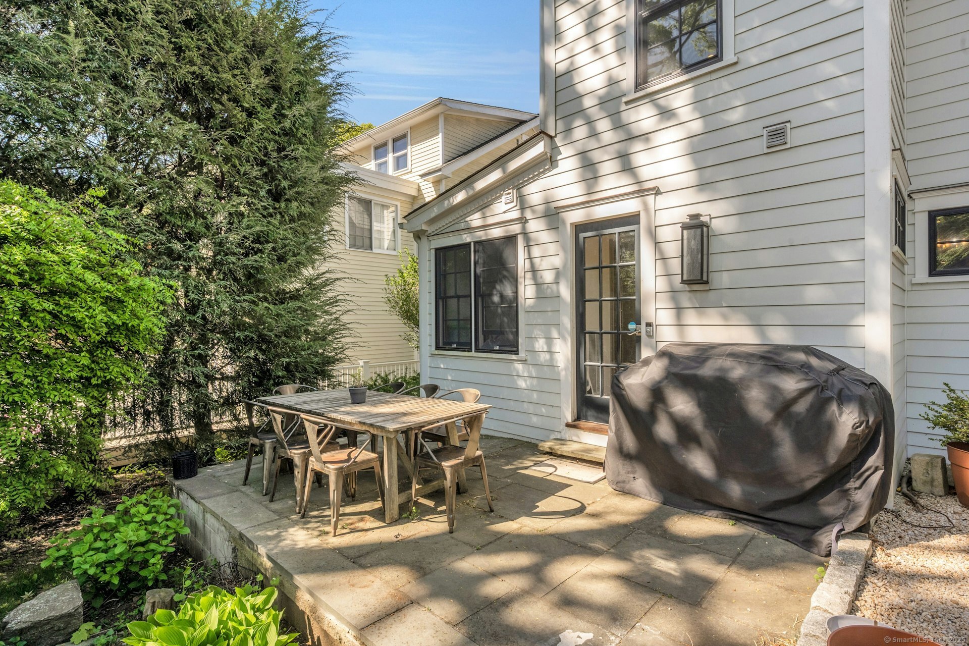 175 Lake, Greenwich, Connecticut 06830