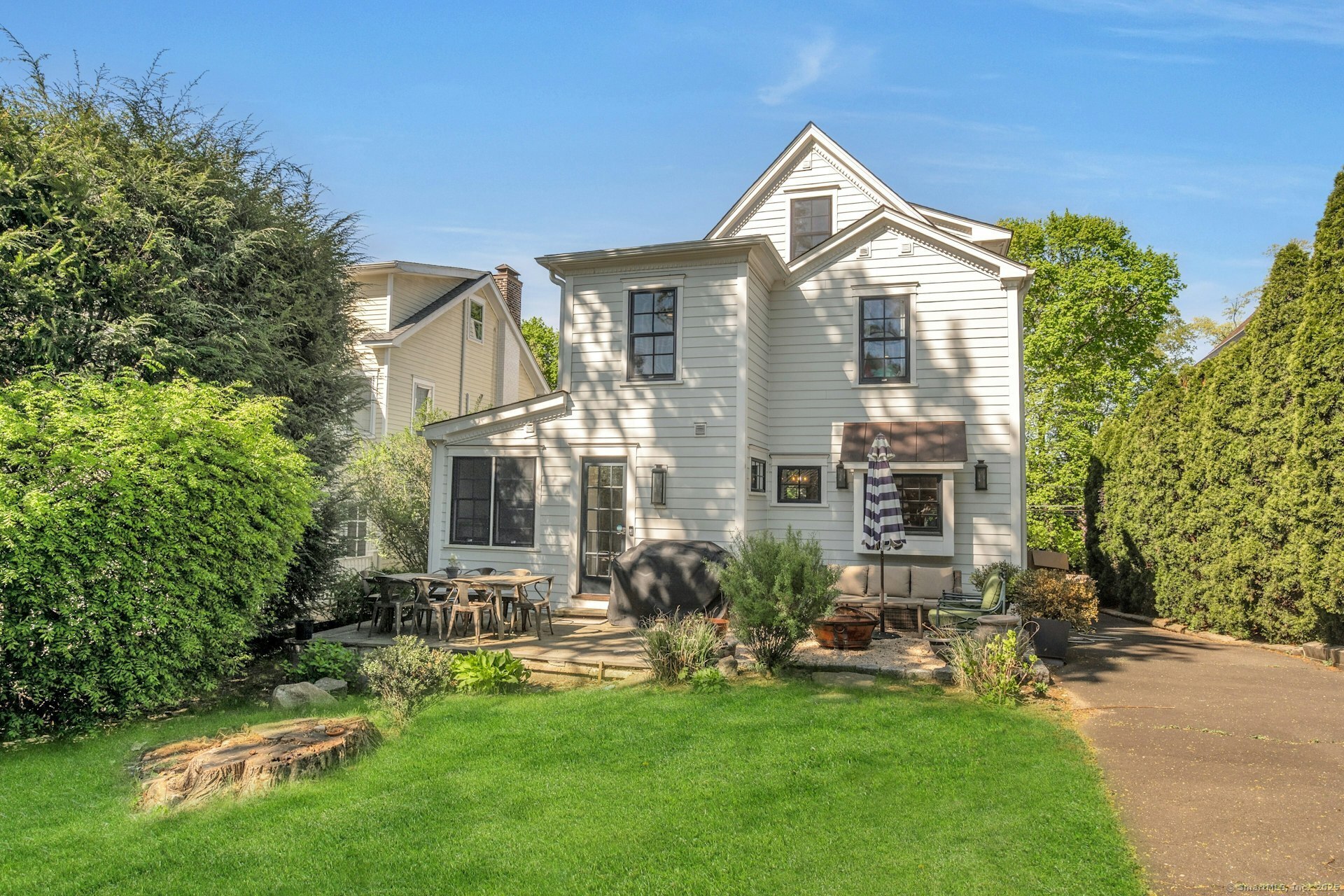175 Lake, Greenwich, Connecticut 06830