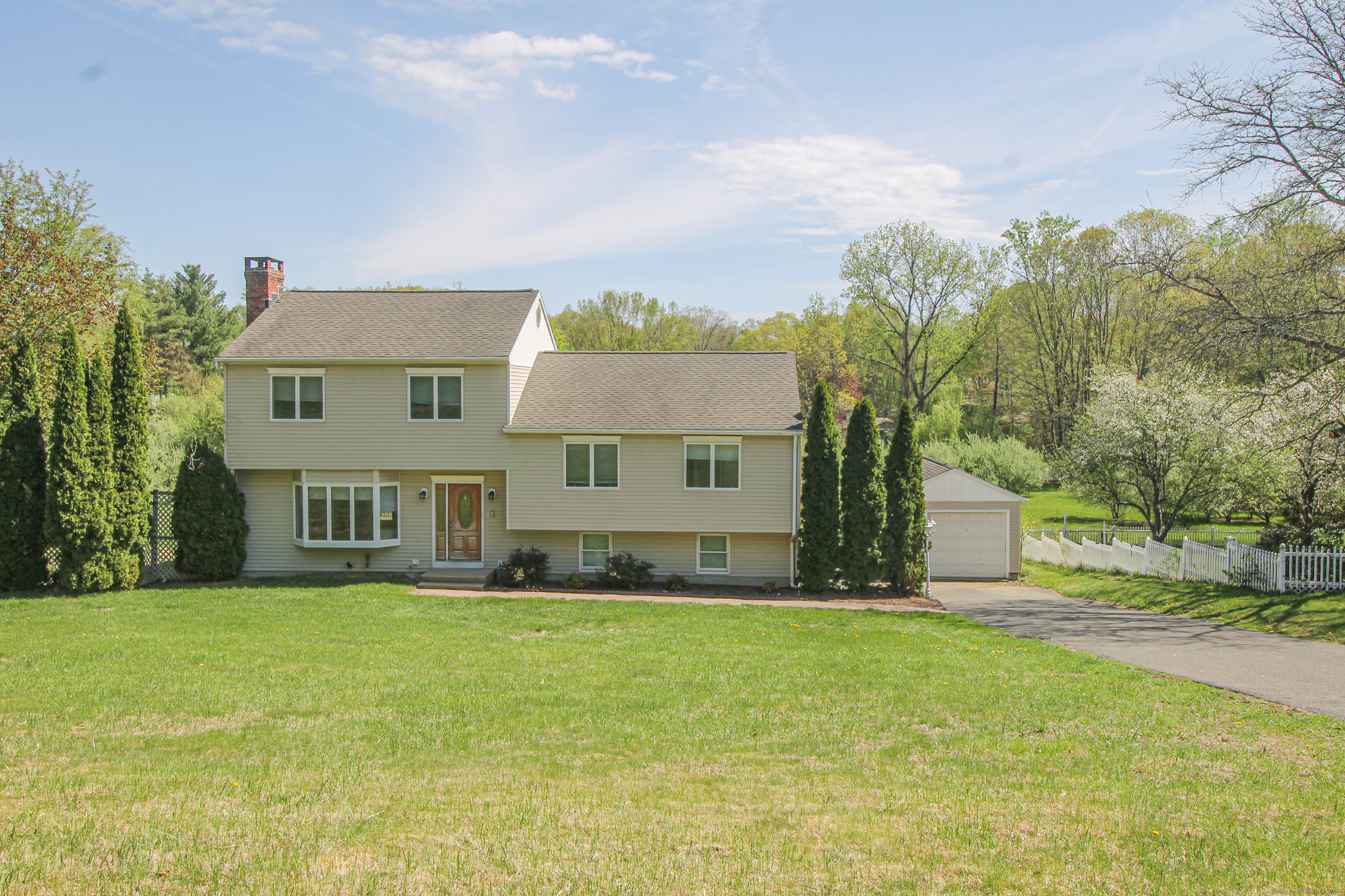 12 Chimney, Bethel, Connecticut 06801