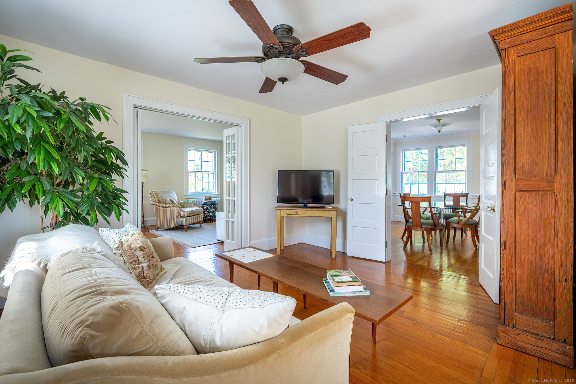 13 Rochambeau, Ridgefield, Connecticut 06877