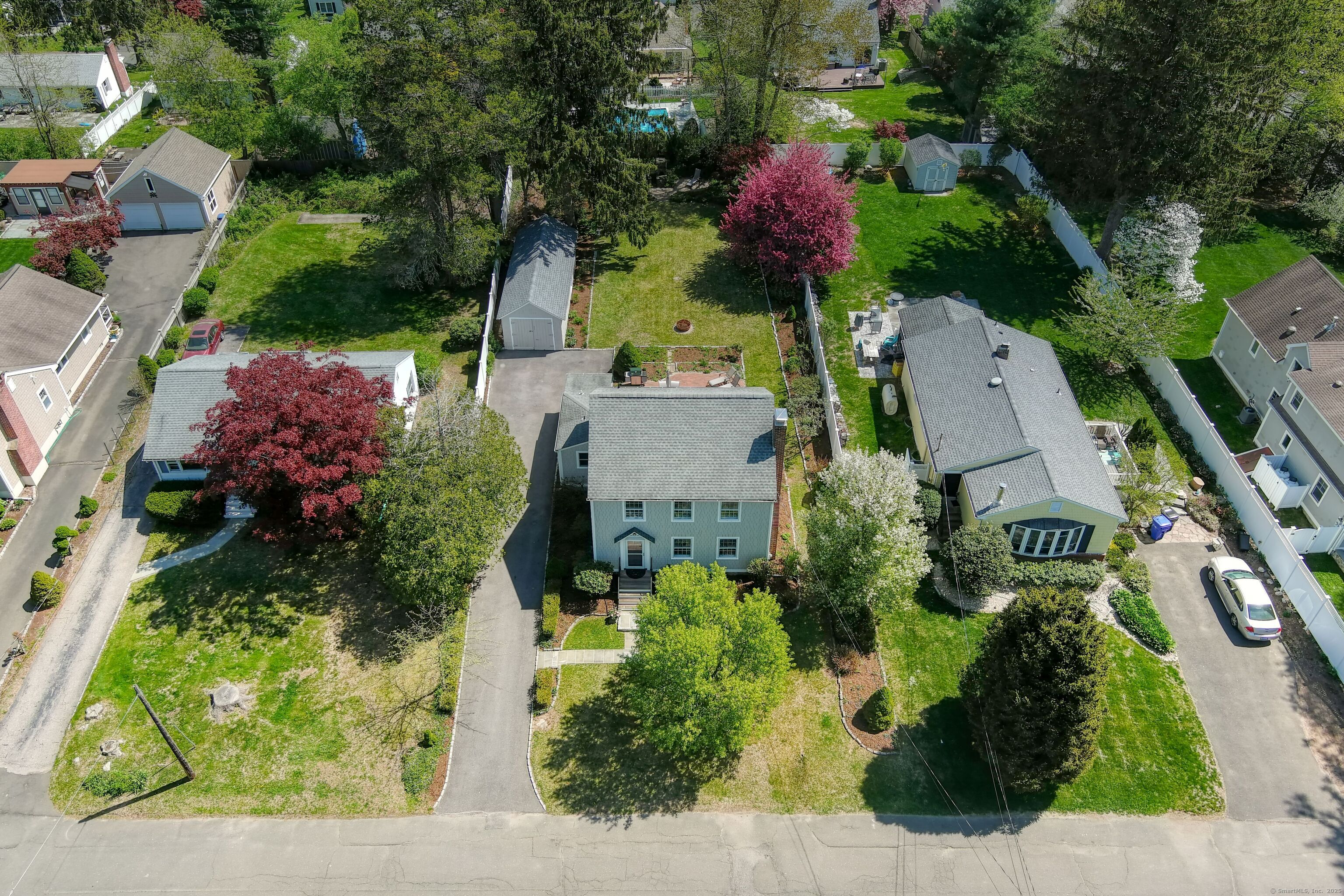 13 Rochambeau, Ridgefield, Connecticut 06877