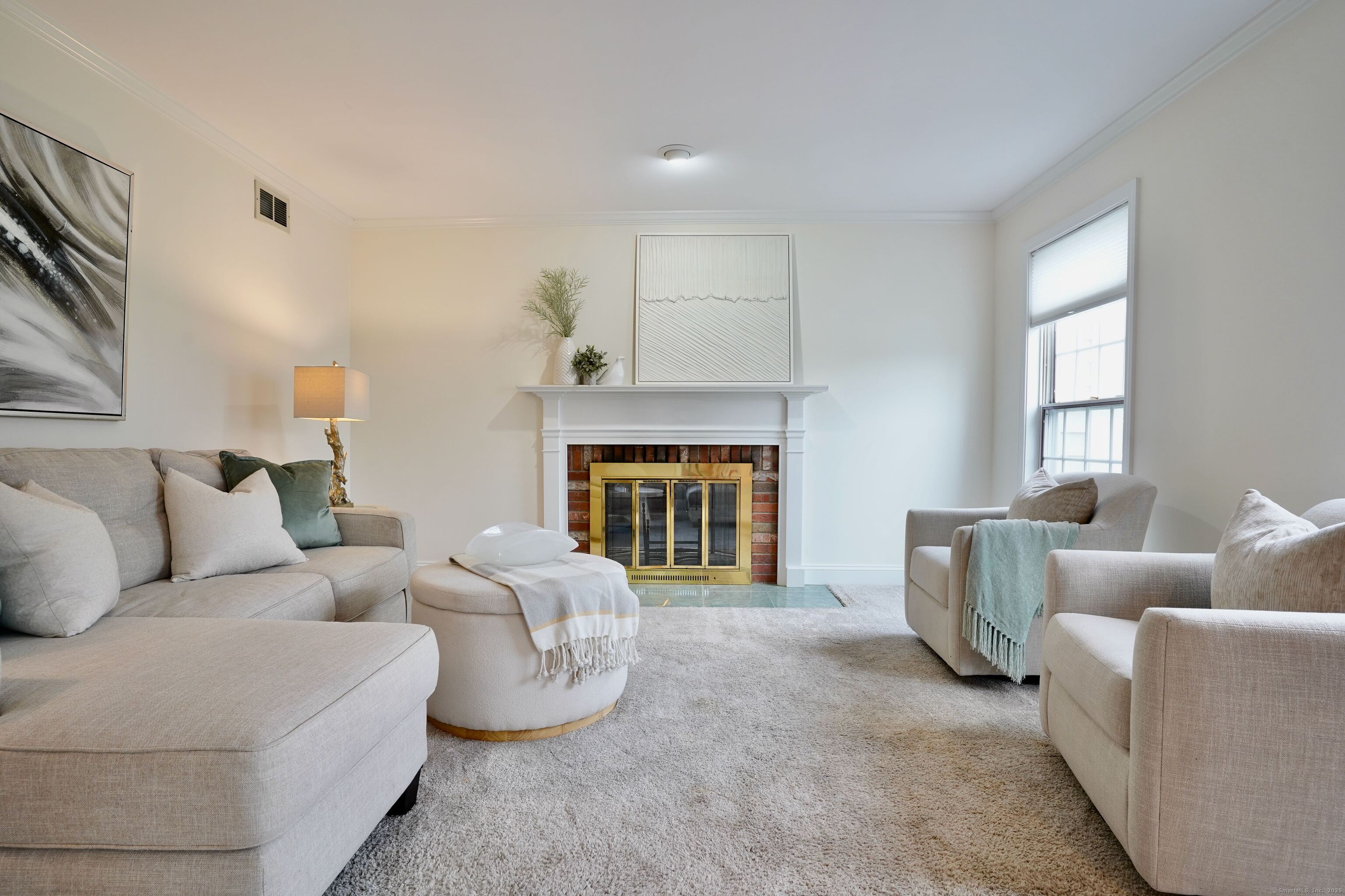 58 Jennifer, North Haven, Connecticut 06473