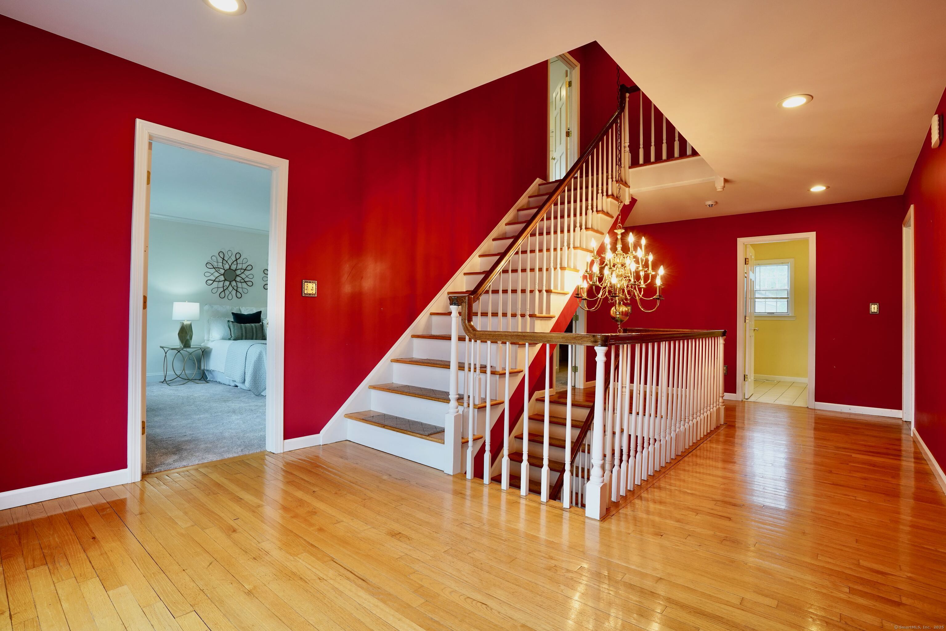 58 Jennifer, North Haven, Connecticut 06473