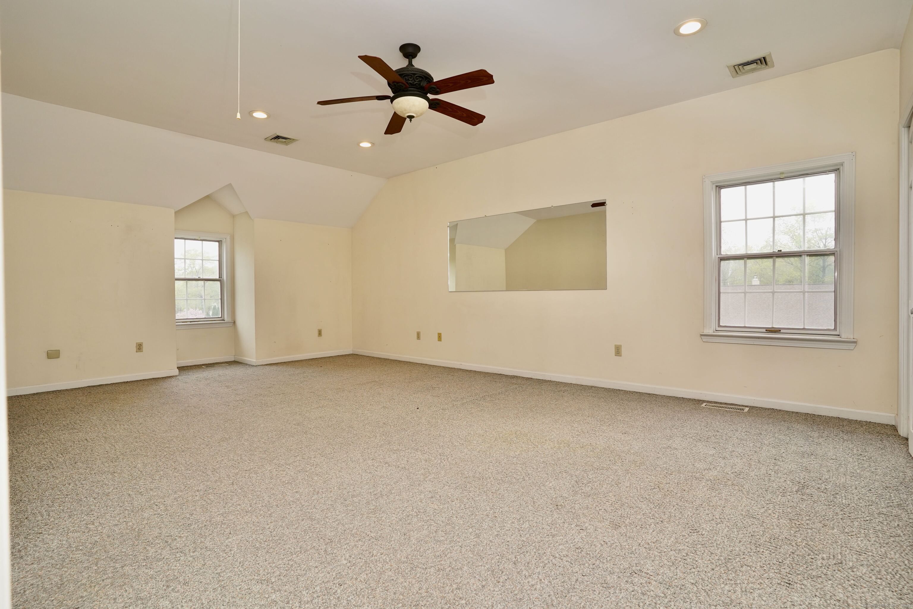 58 Jennifer, North Haven, Connecticut 06473