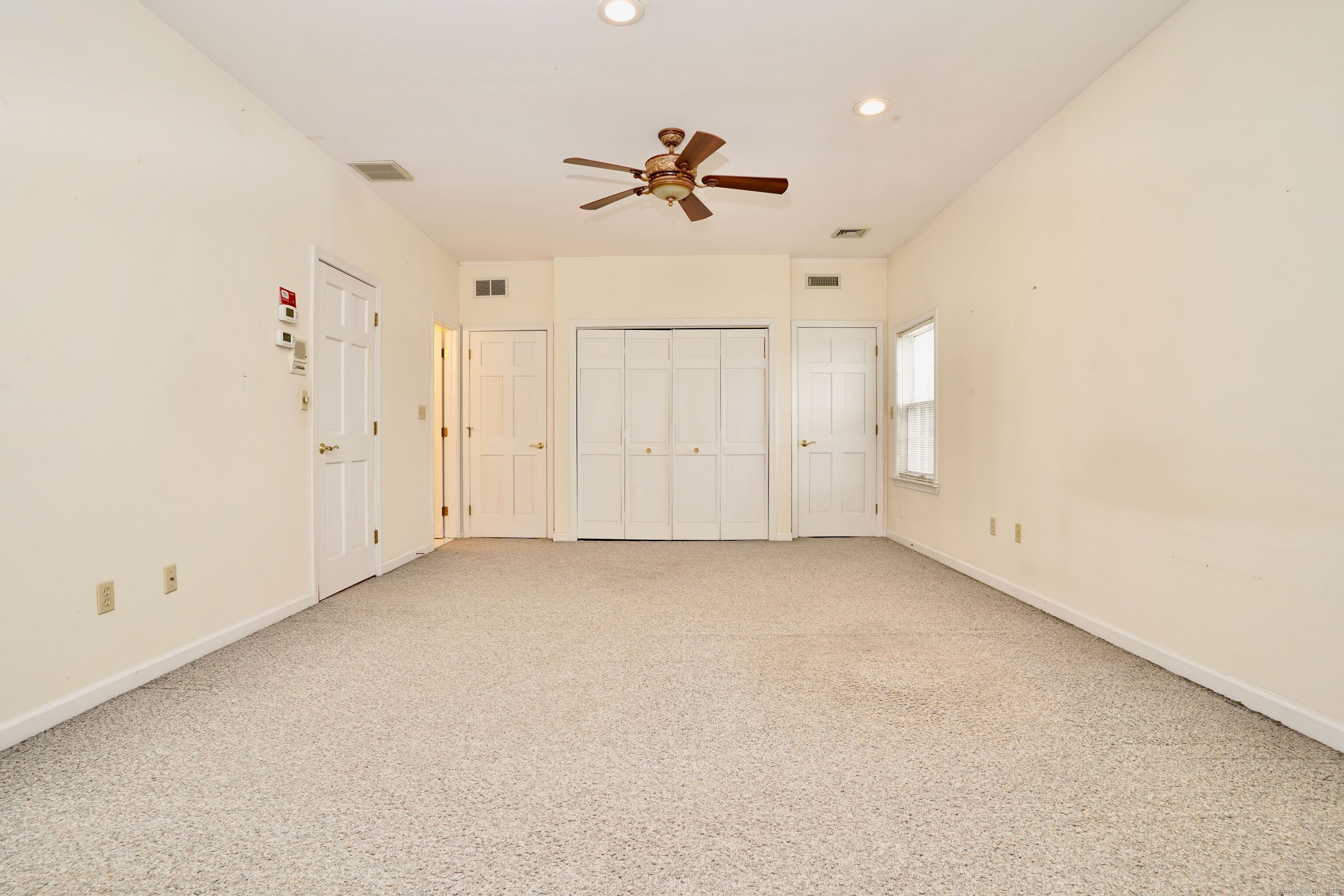 58 Jennifer, North Haven, Connecticut 06473