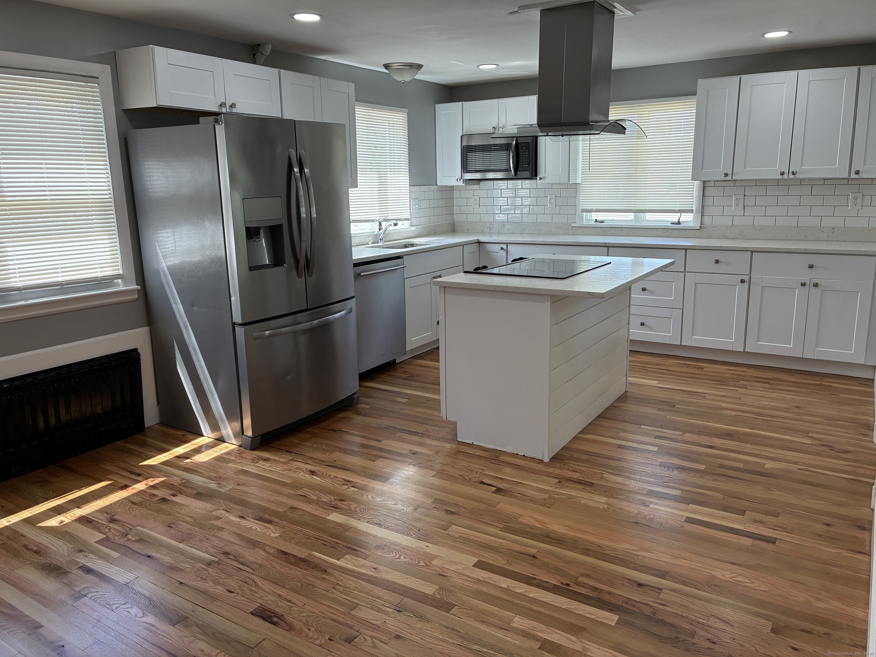 84 Oxford, Bridgeport, Connecticut 06606