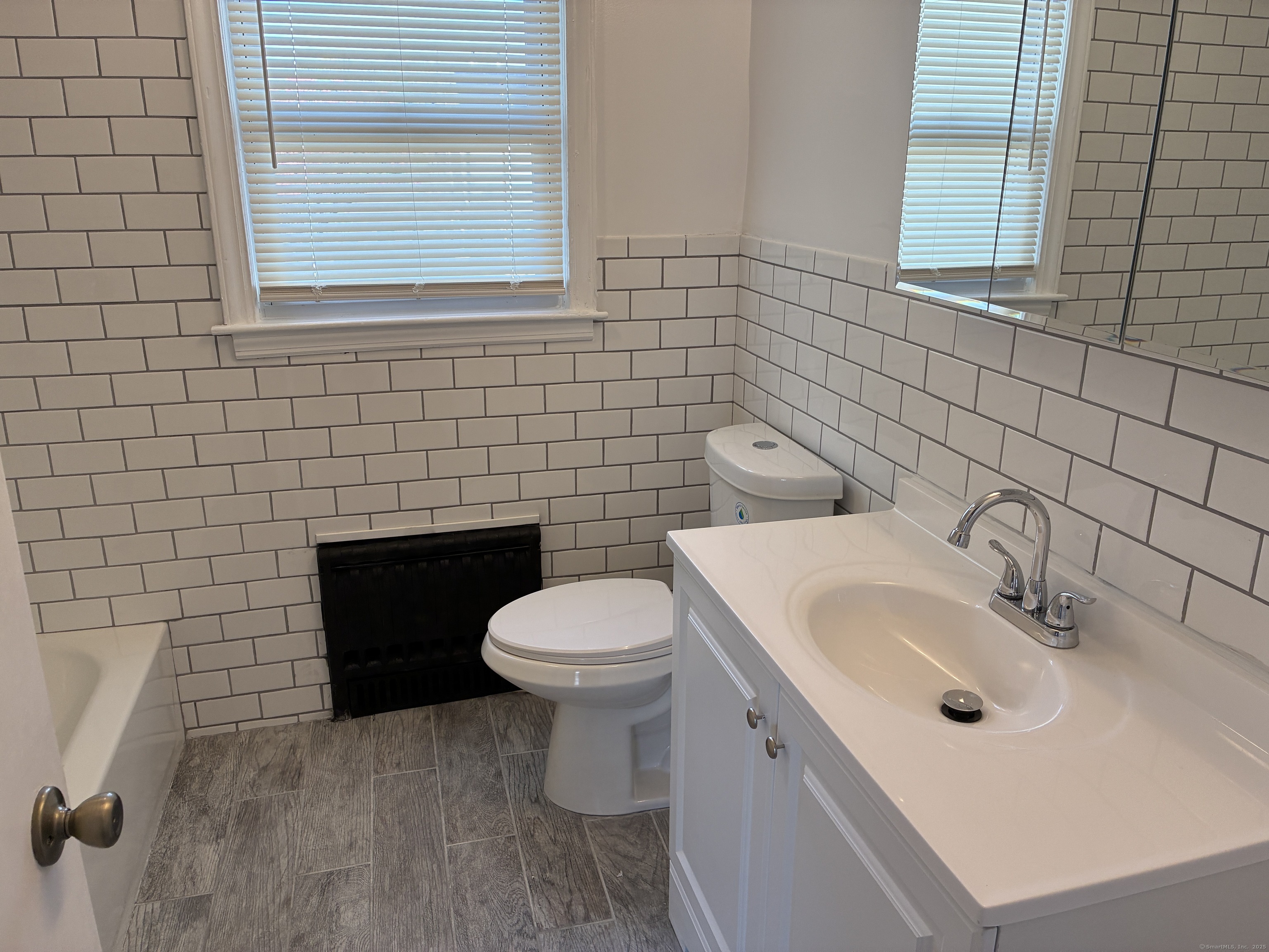 84 Oxford, Bridgeport, Connecticut 06606