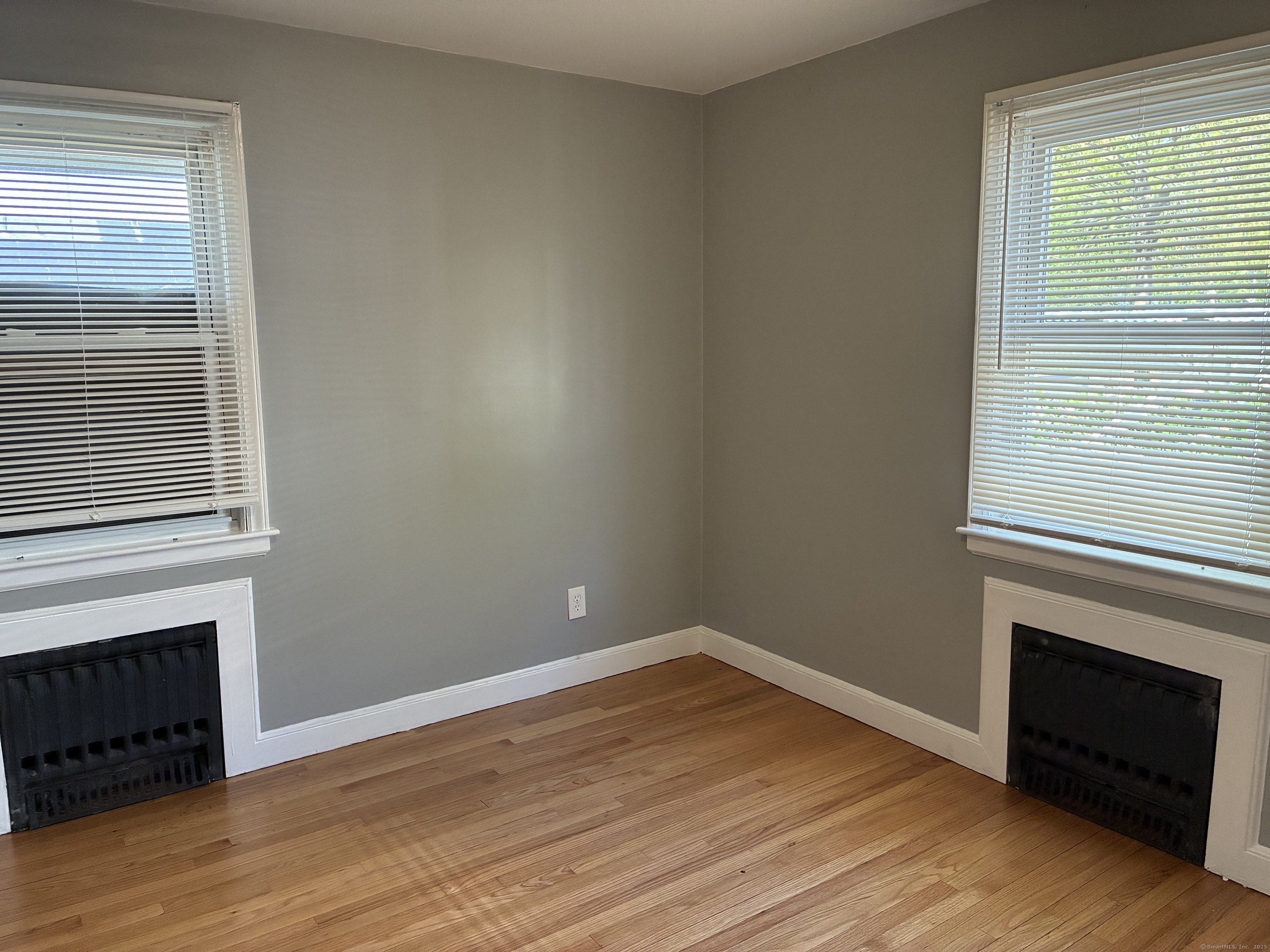 84 Oxford, Bridgeport, Connecticut 06606