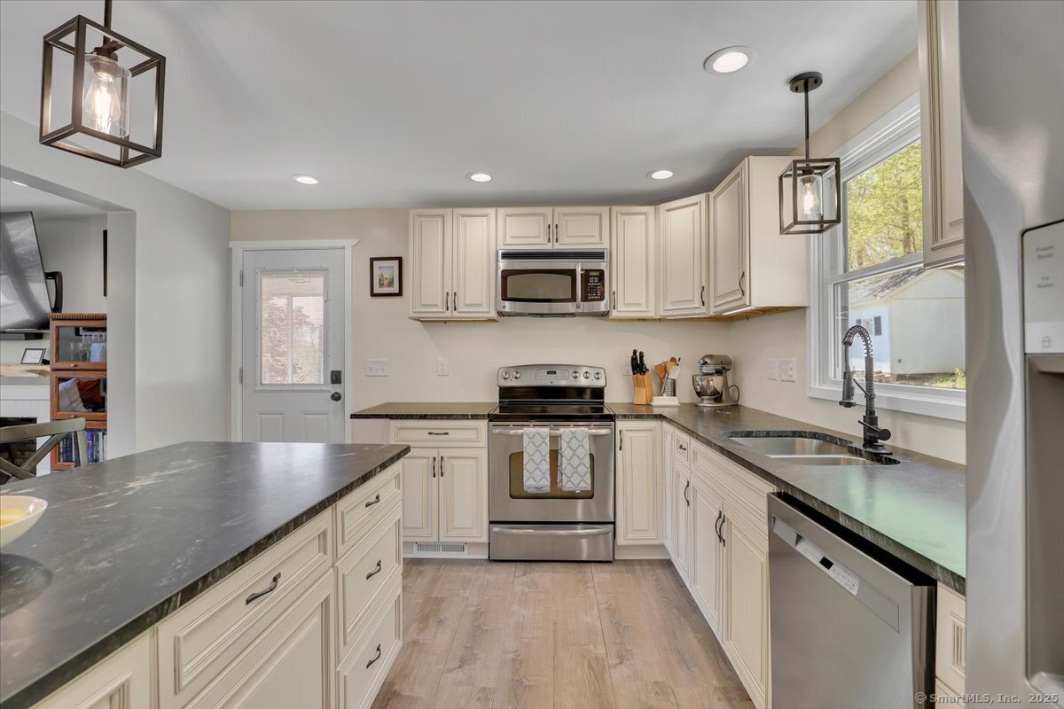 69 Nick, Middlebury, Connecticut 06762