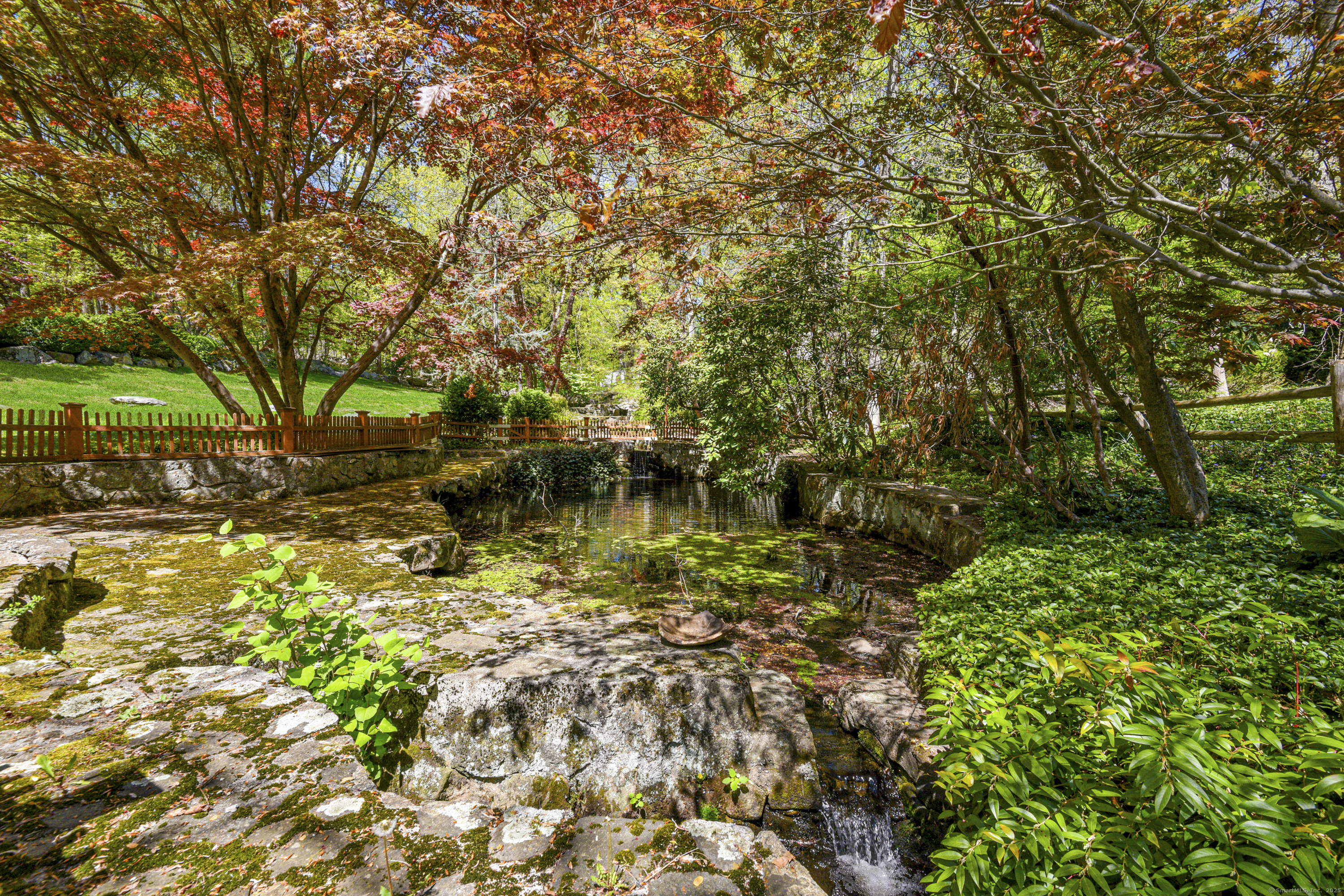 96 Surrey, Stamford, Connecticut 06903