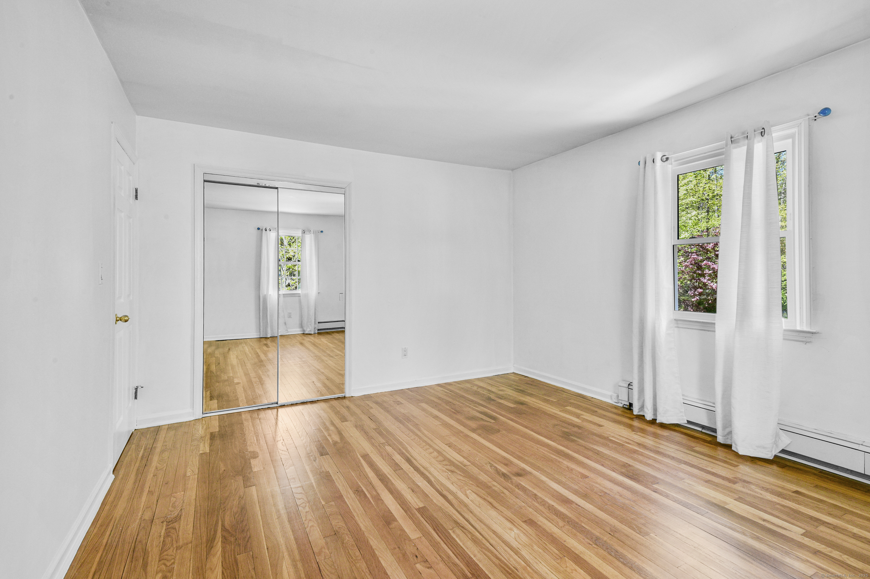 96 Surrey, Stamford, Connecticut 06903