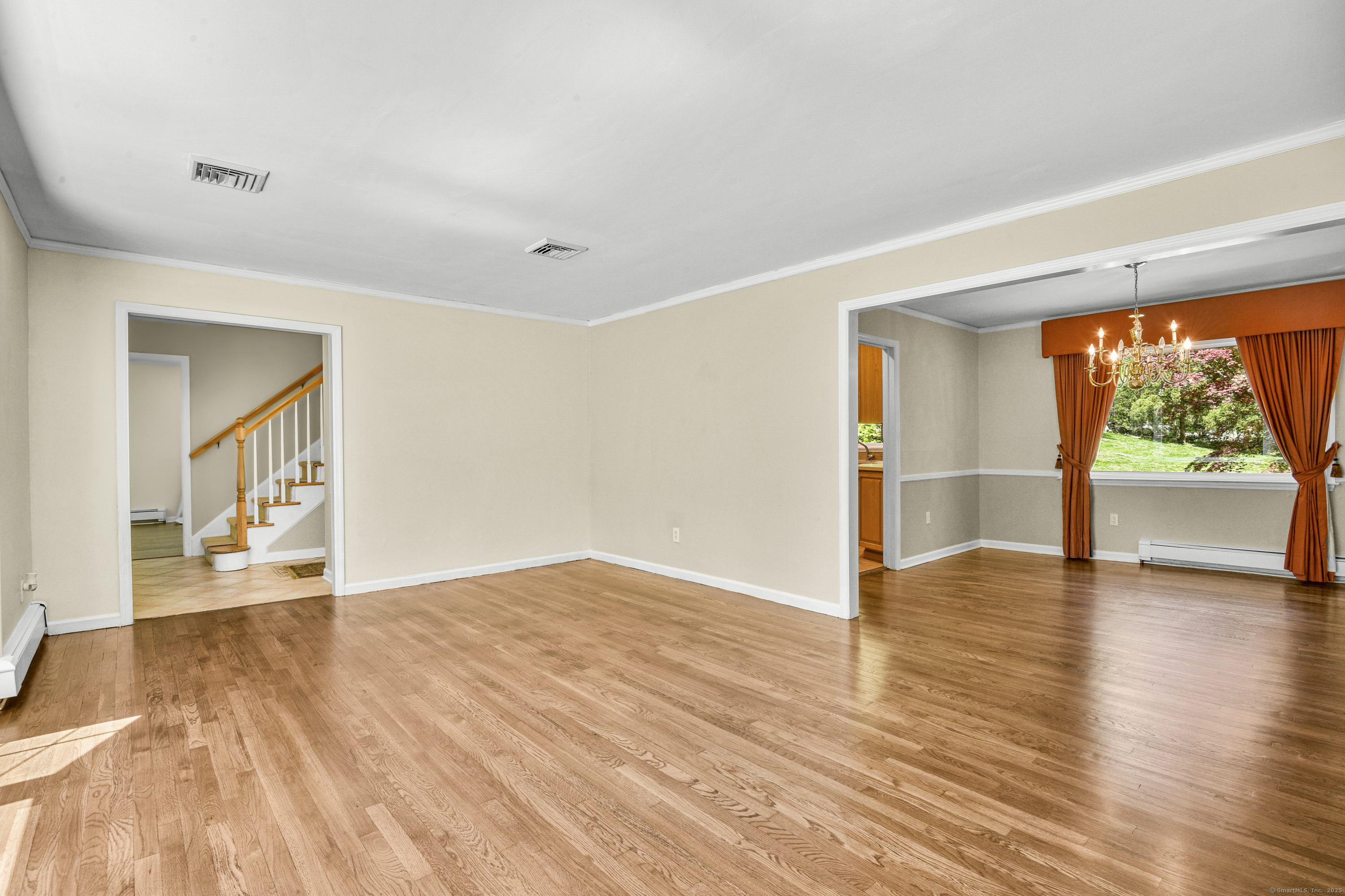 96 Surrey, Stamford, Connecticut 06903