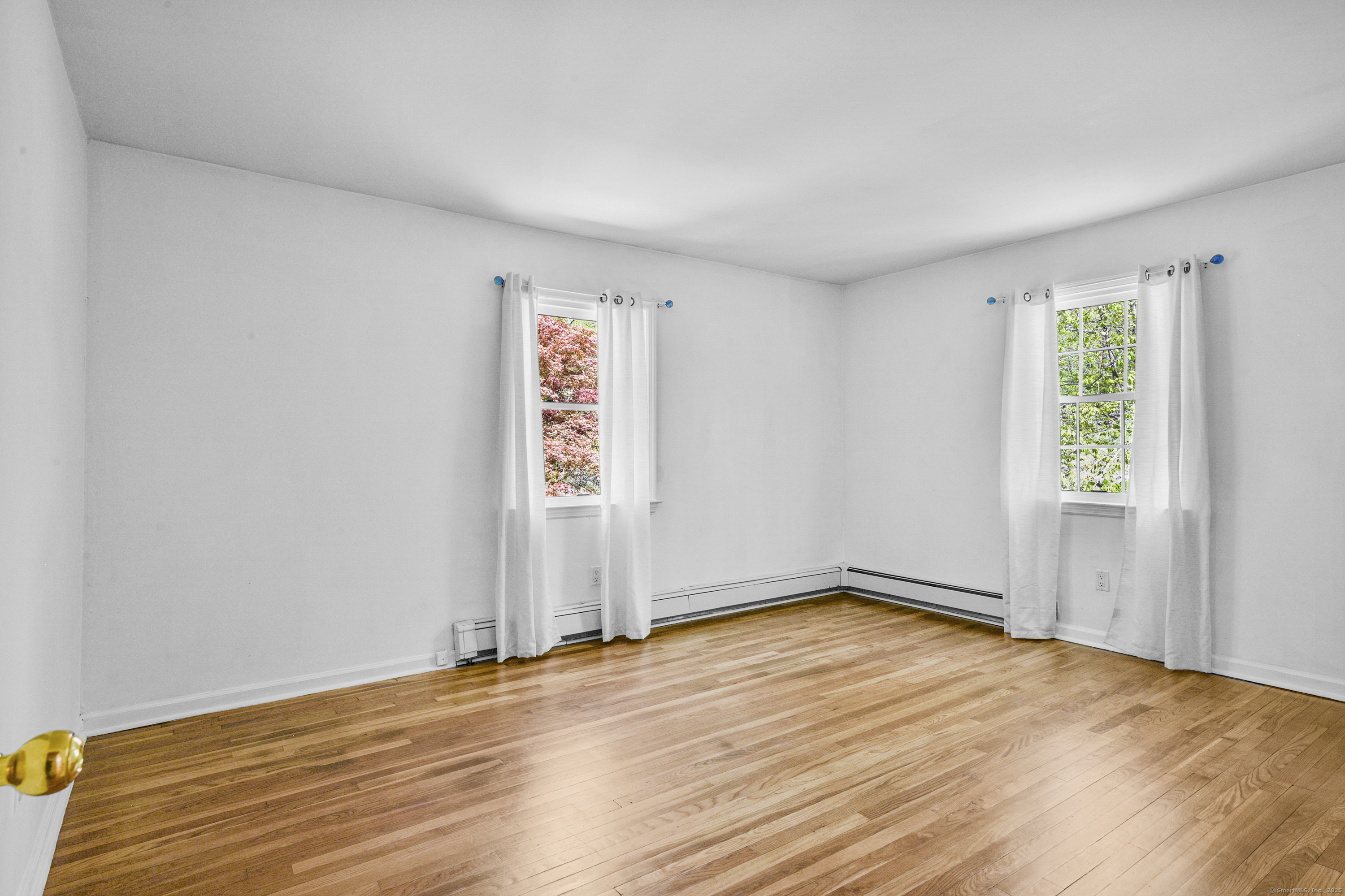 96 Surrey, Stamford, Connecticut 06903