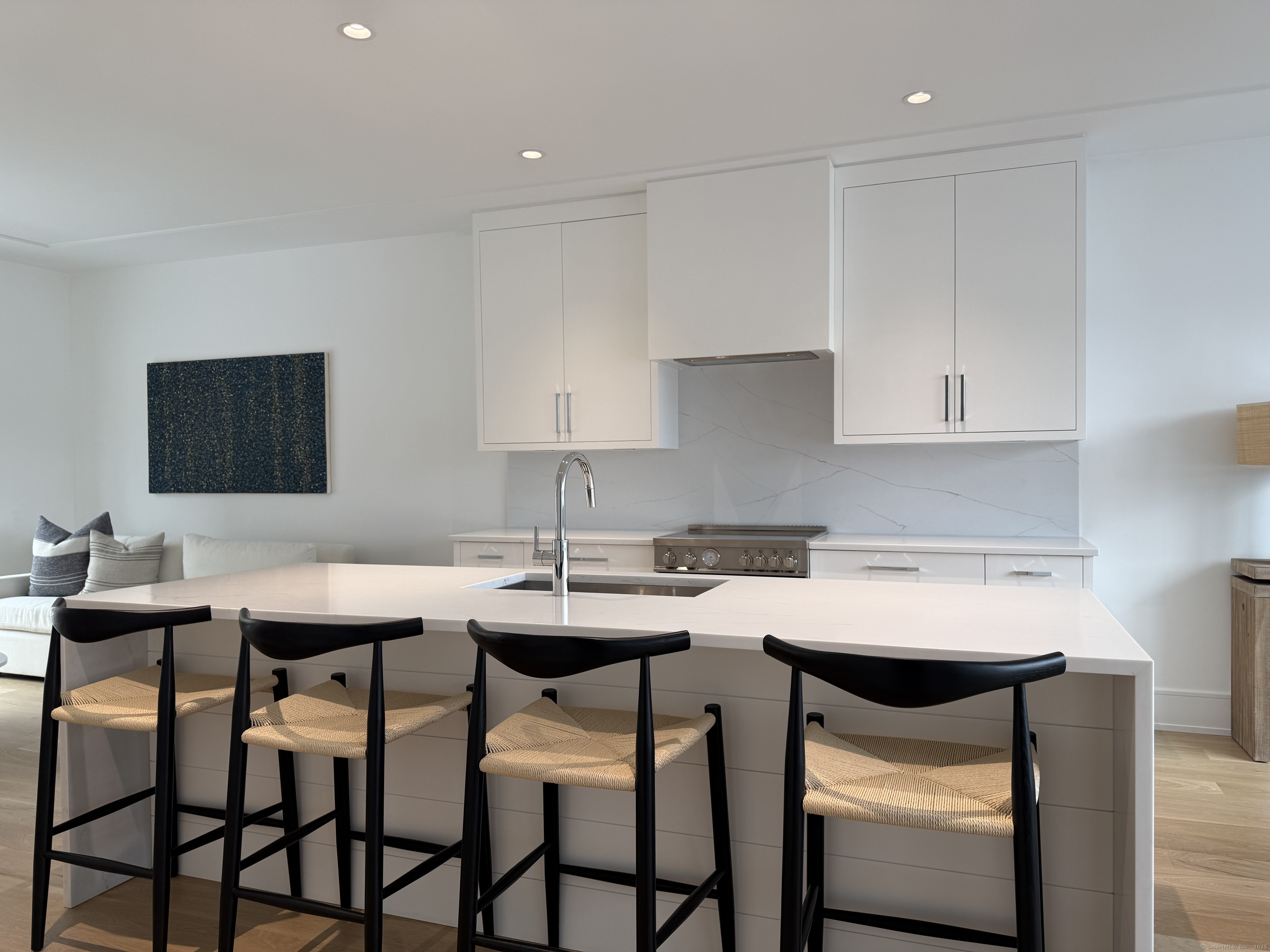 785 Post, Westport, Connecticut 06880