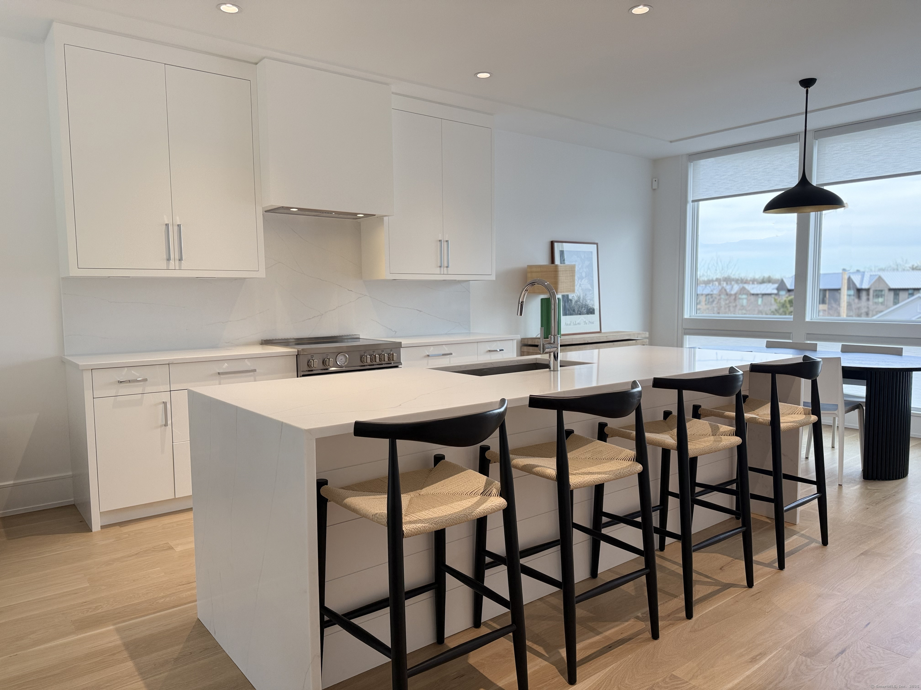 785 Post, Westport, Connecticut 06880