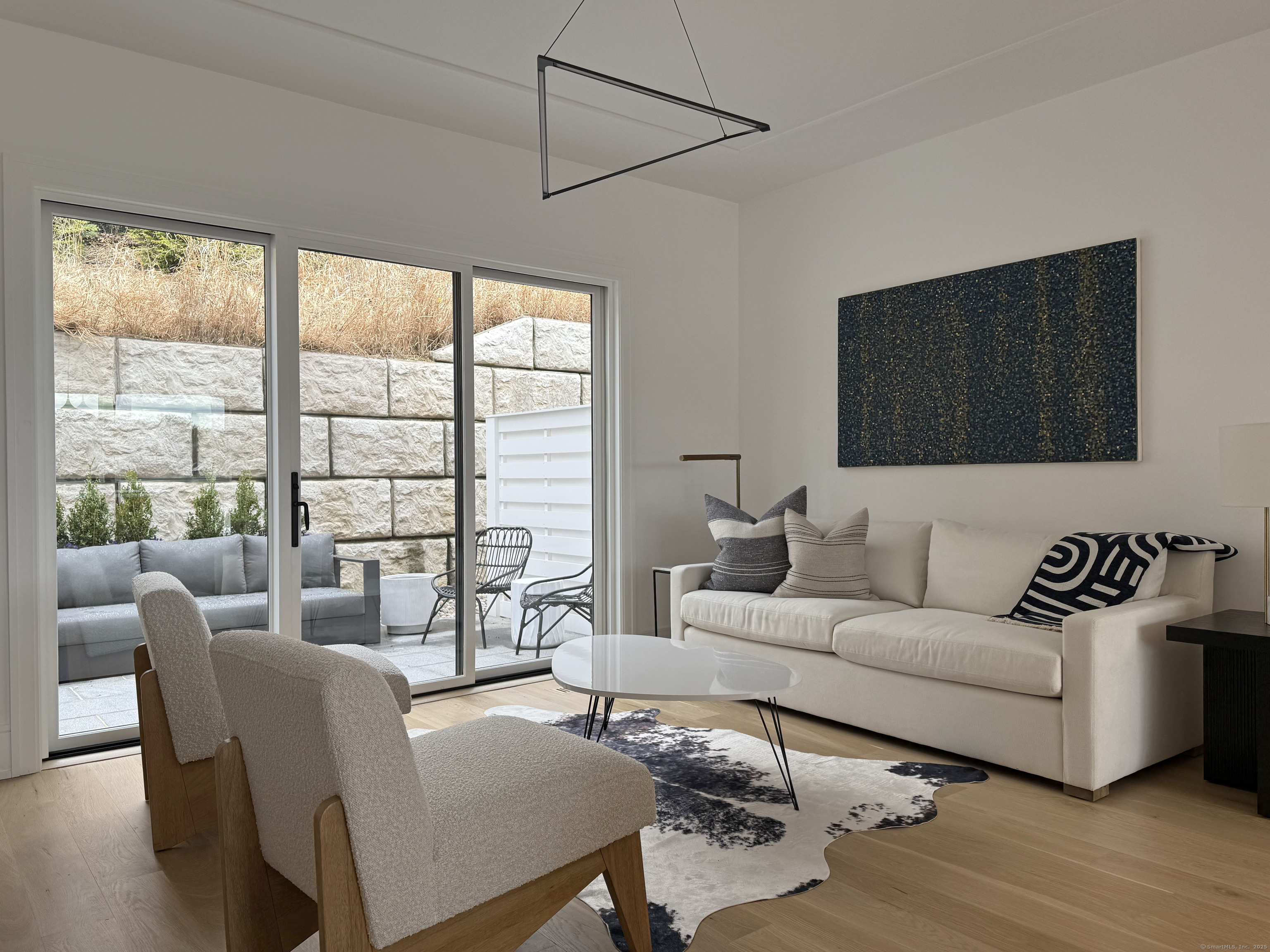 785 Post, Westport, Connecticut 06880