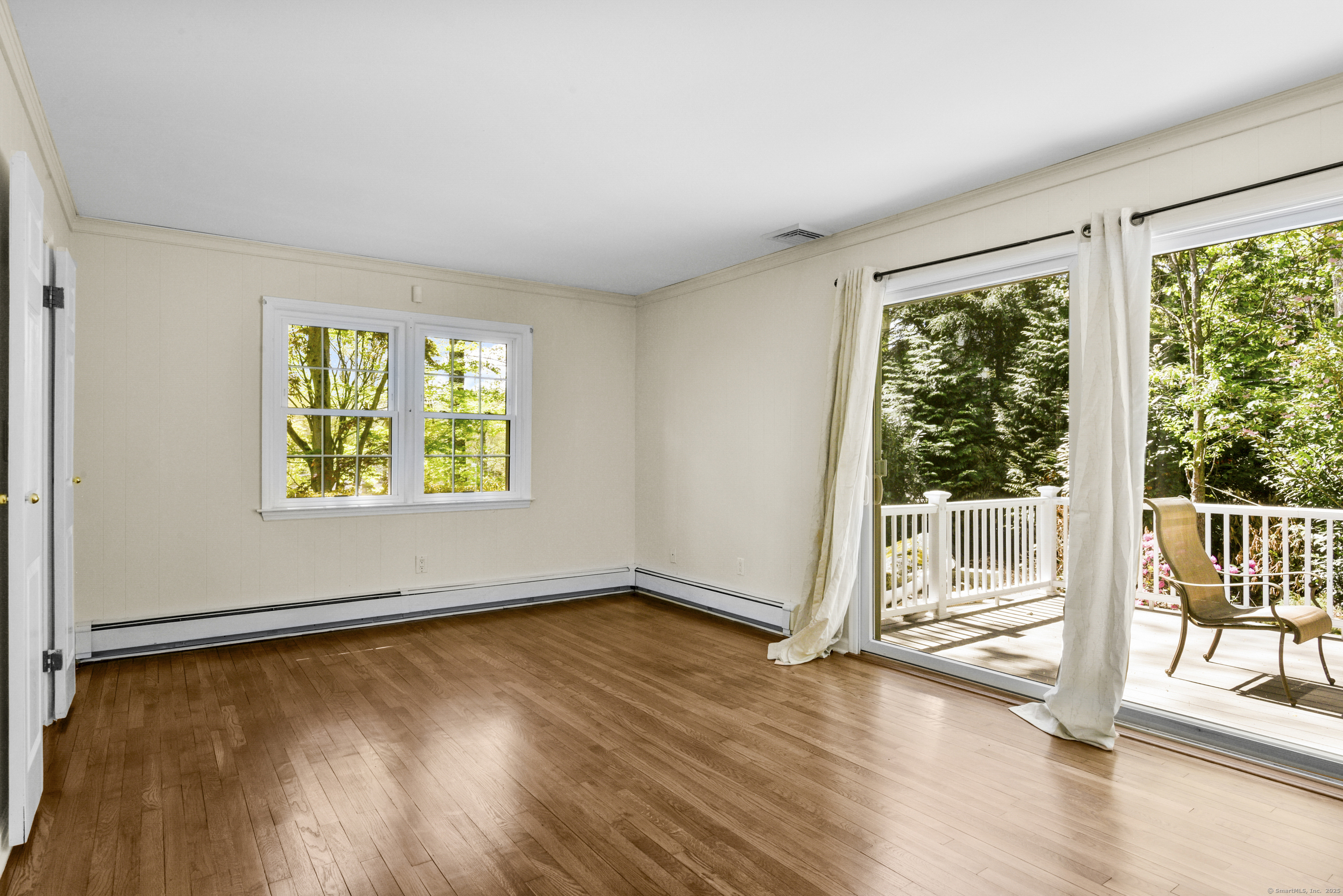 96 Surrey, Stamford, Connecticut 06903