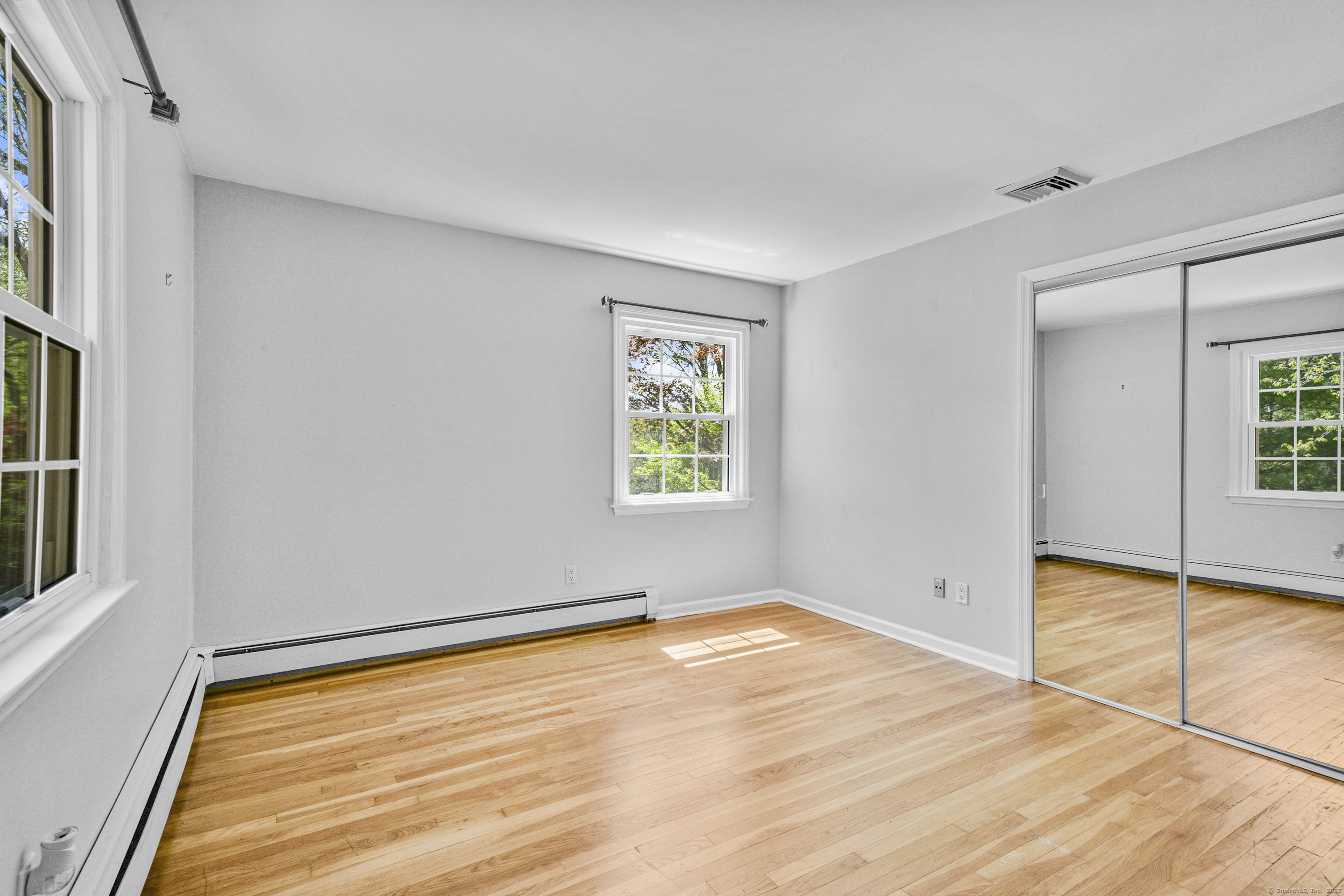 96 Surrey, Stamford, Connecticut 06903