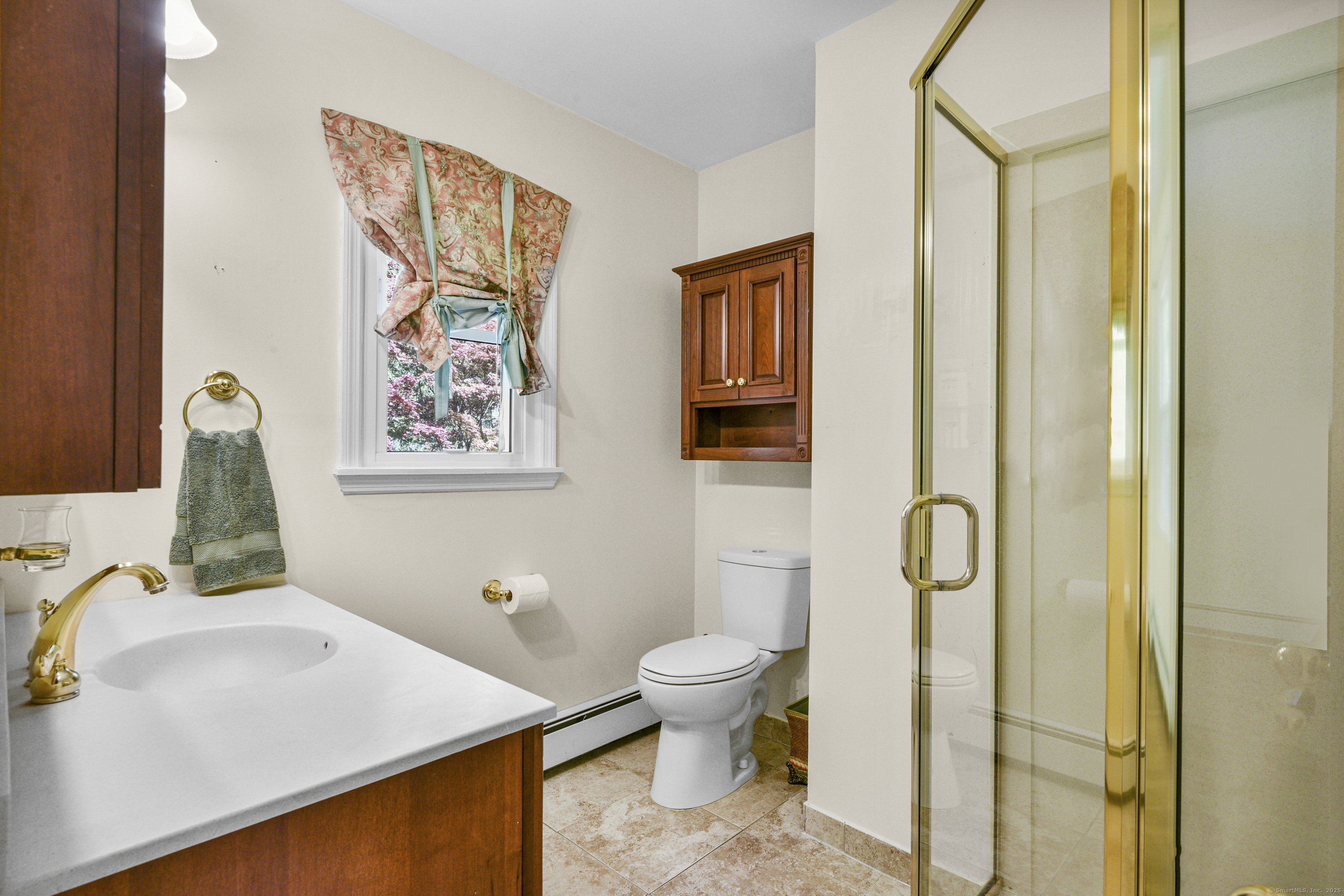 96 Surrey, Stamford, Connecticut 06903