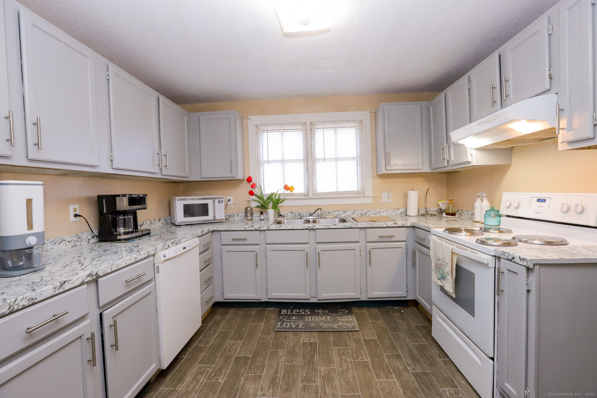 108 New Litchfield, Torrington, Connecticut 06790