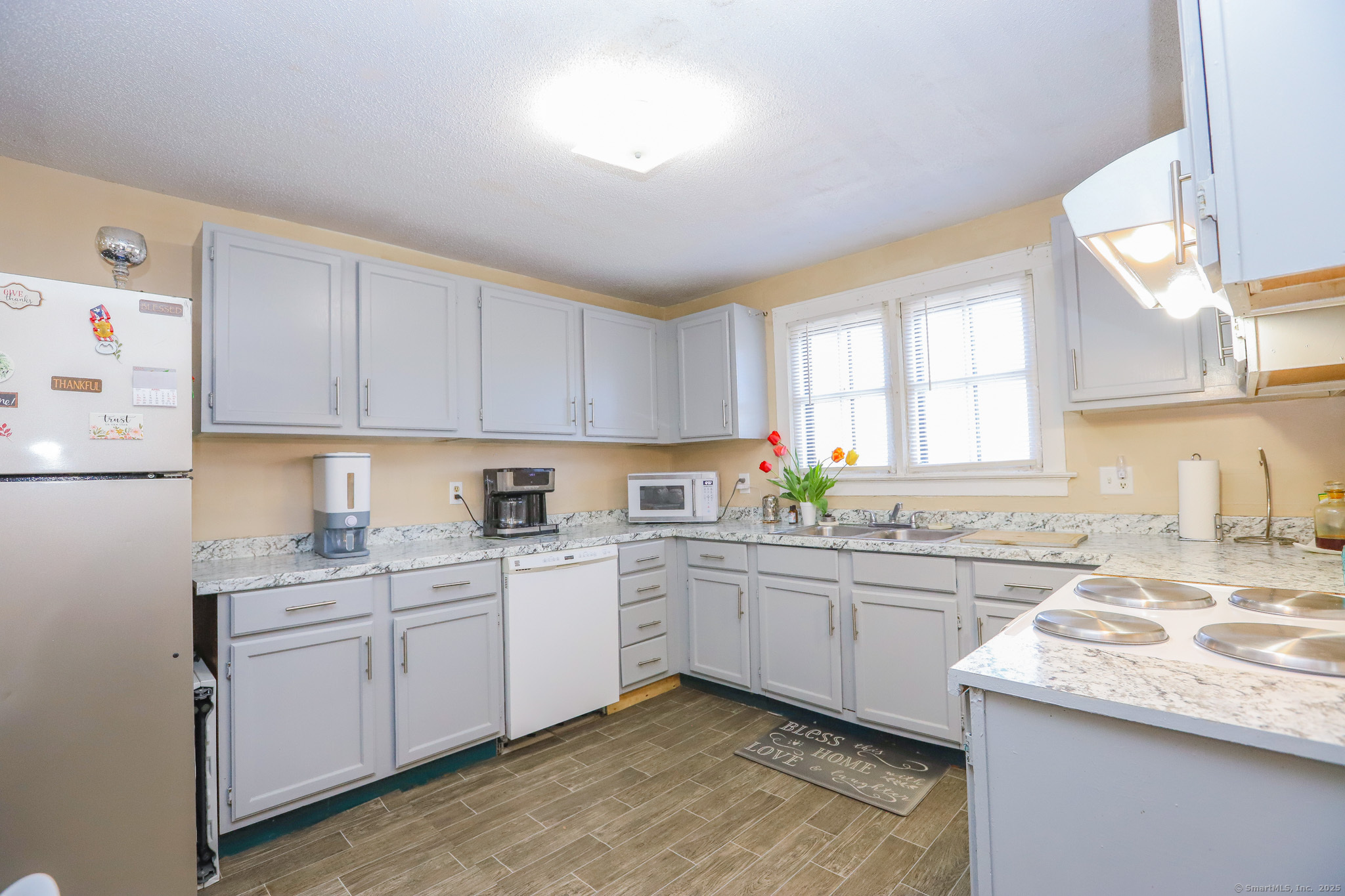 108 New Litchfield, Torrington, Connecticut 06790