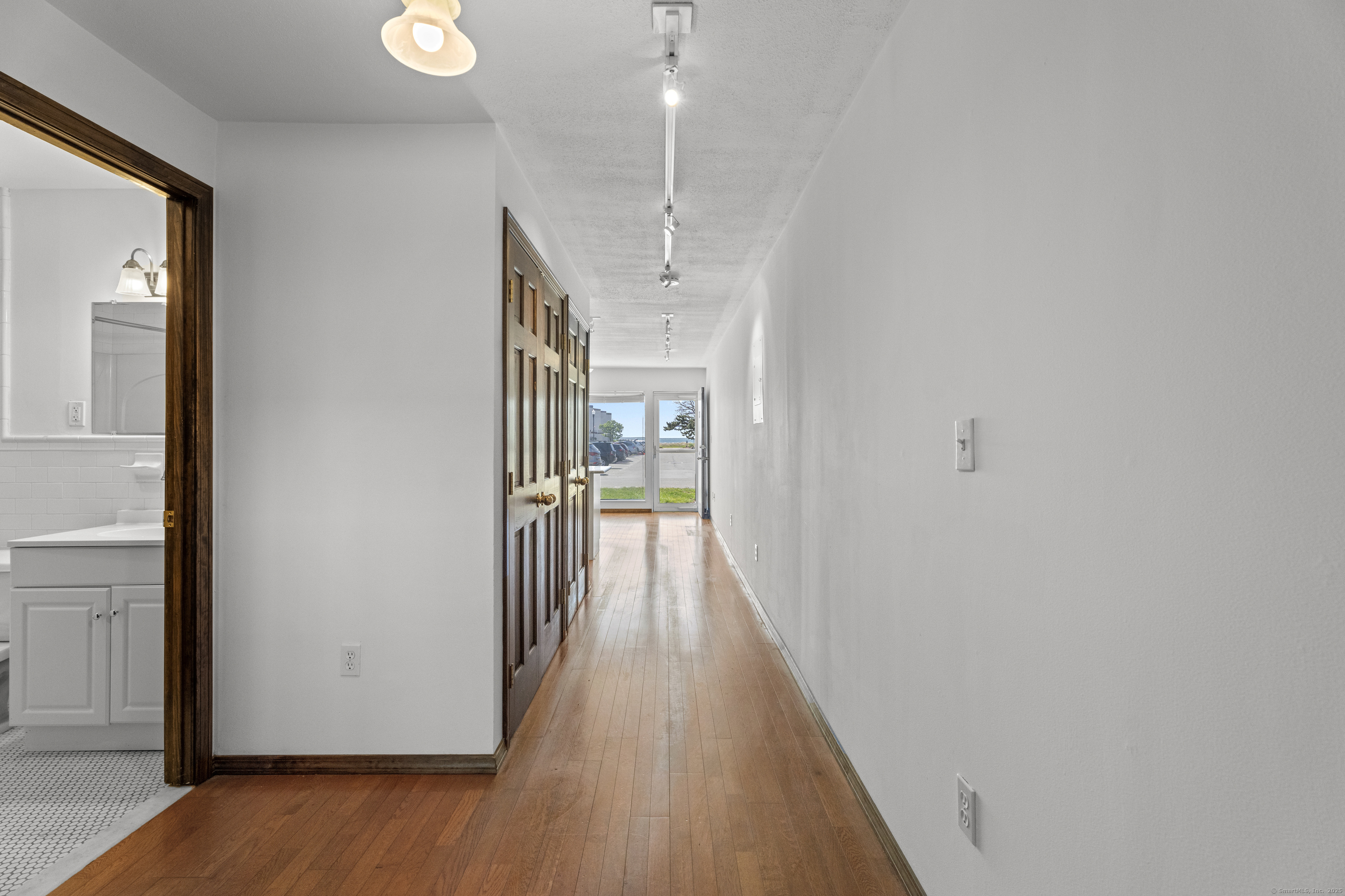241 West, West Haven, Connecticut 06516