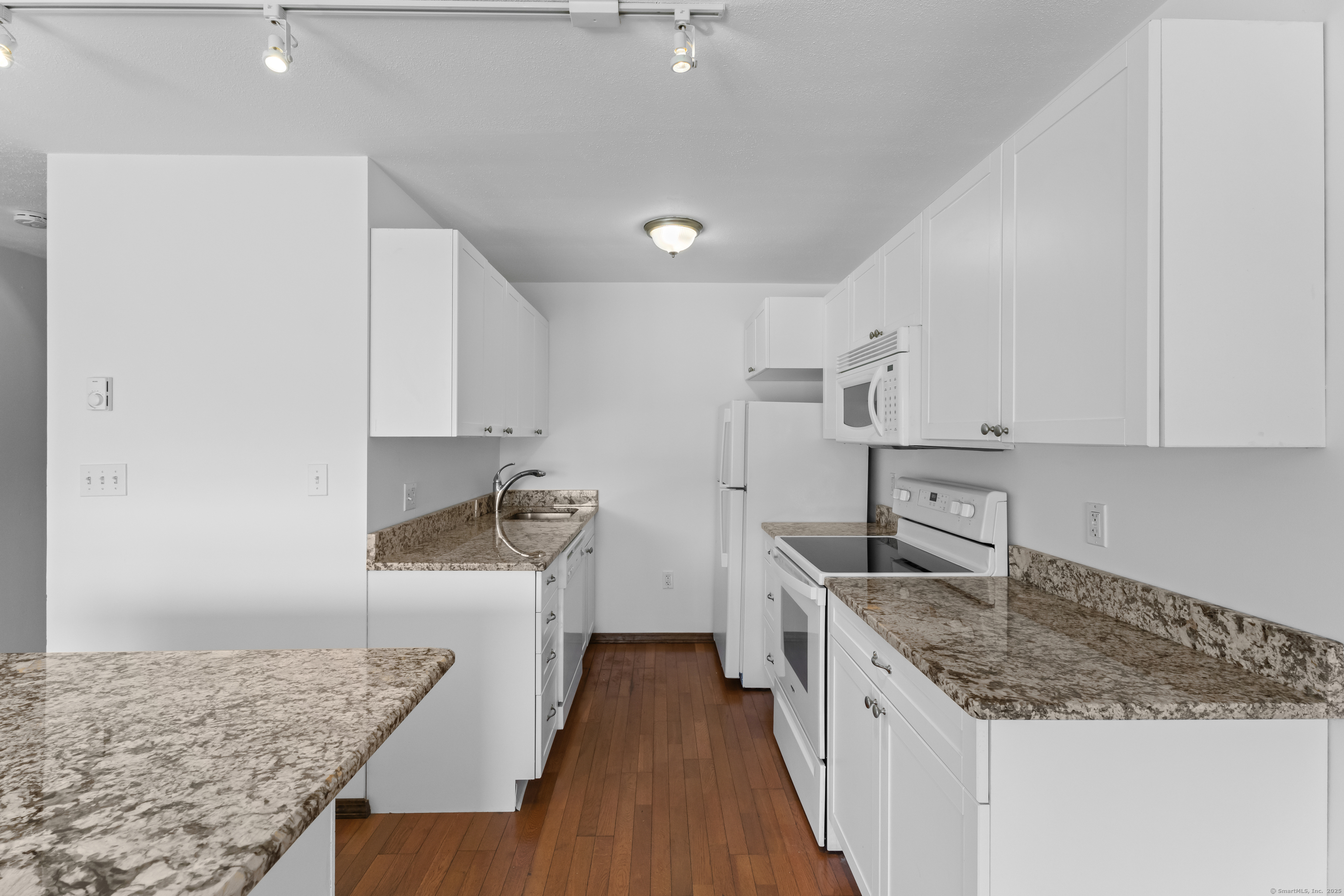 241 West, West Haven, Connecticut 06516