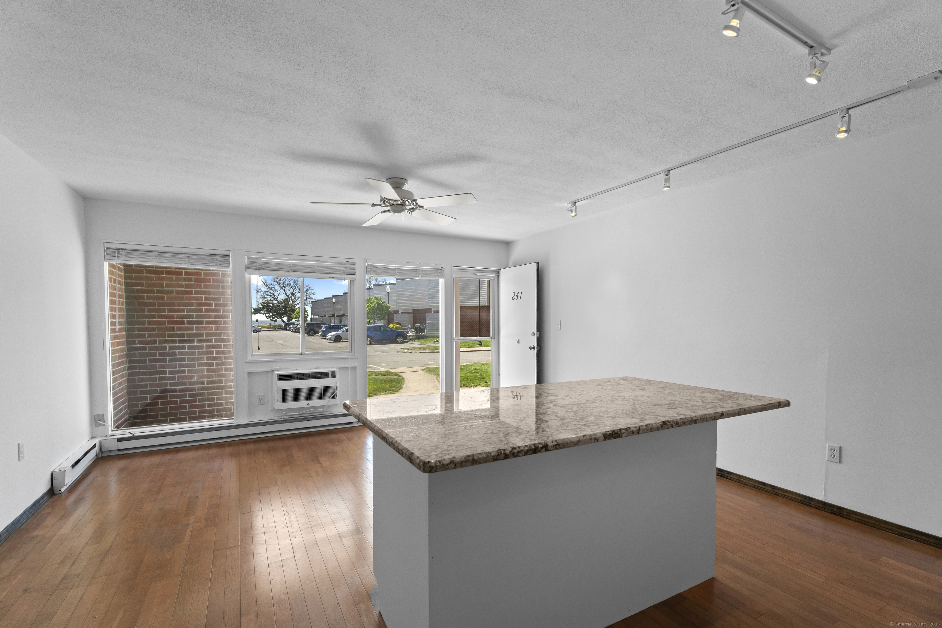241 West, West Haven, Connecticut 06516