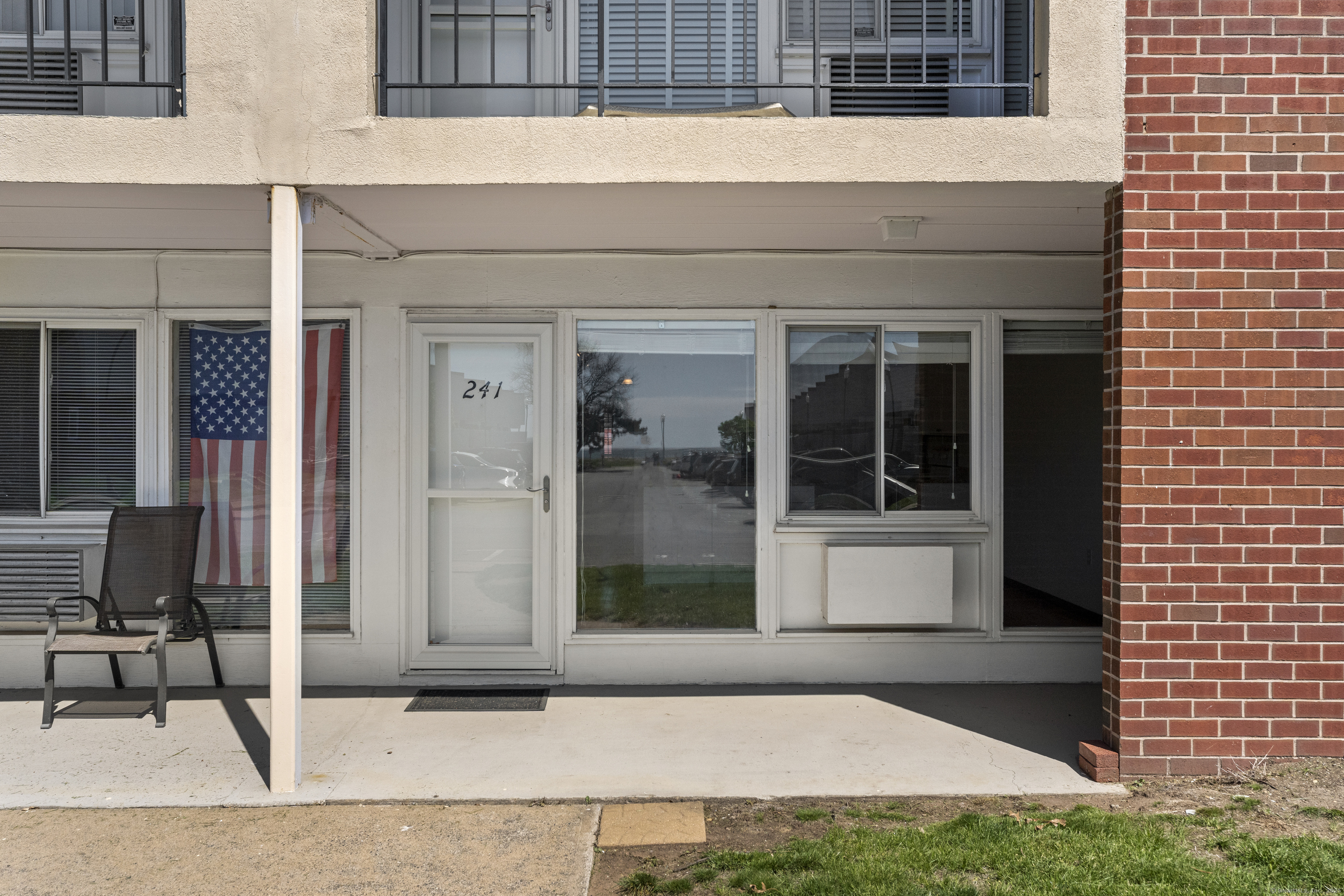 241 West, West Haven, Connecticut 06516