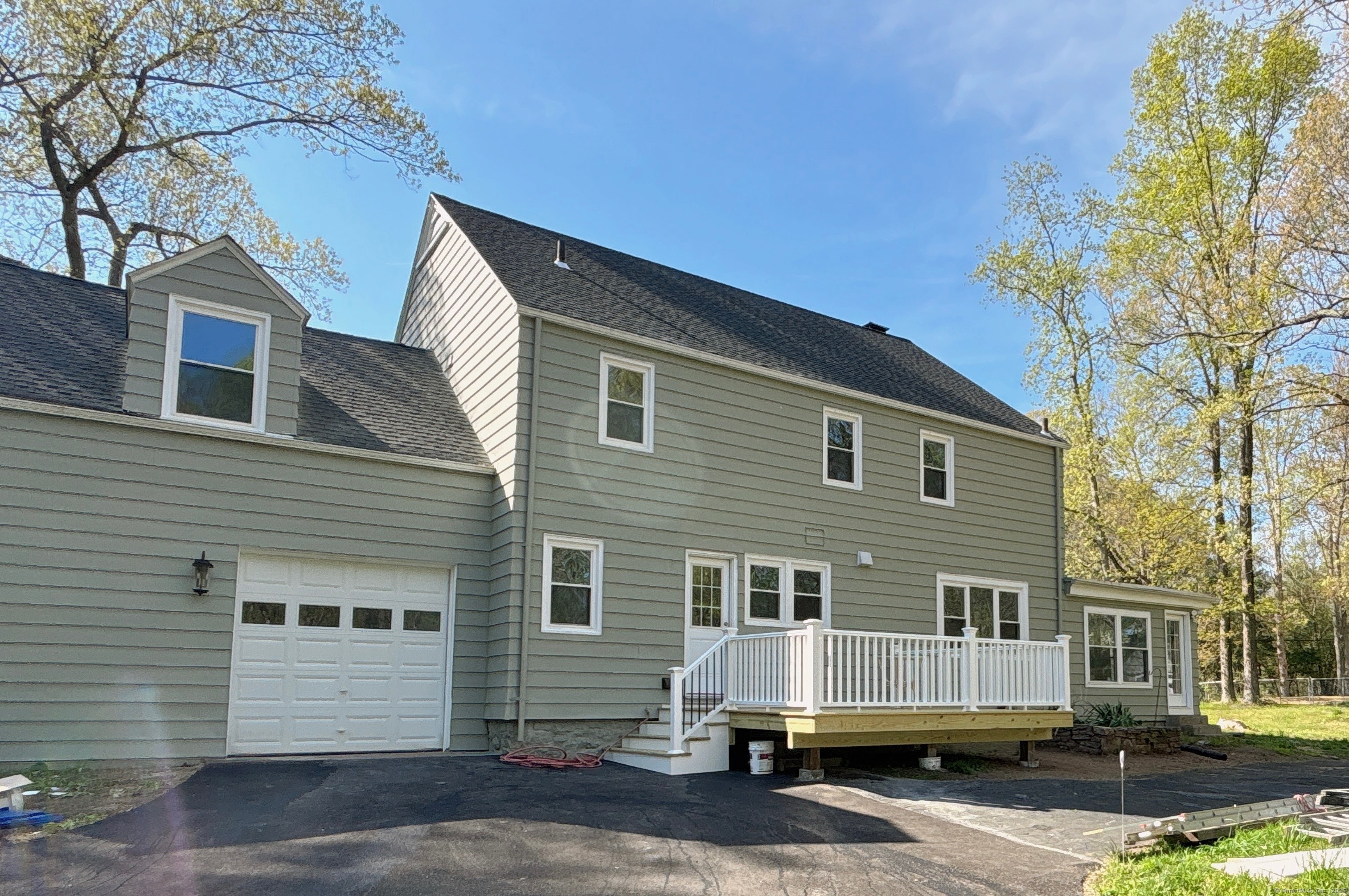 2125 Shepard, Hamden, Connecticut 06518