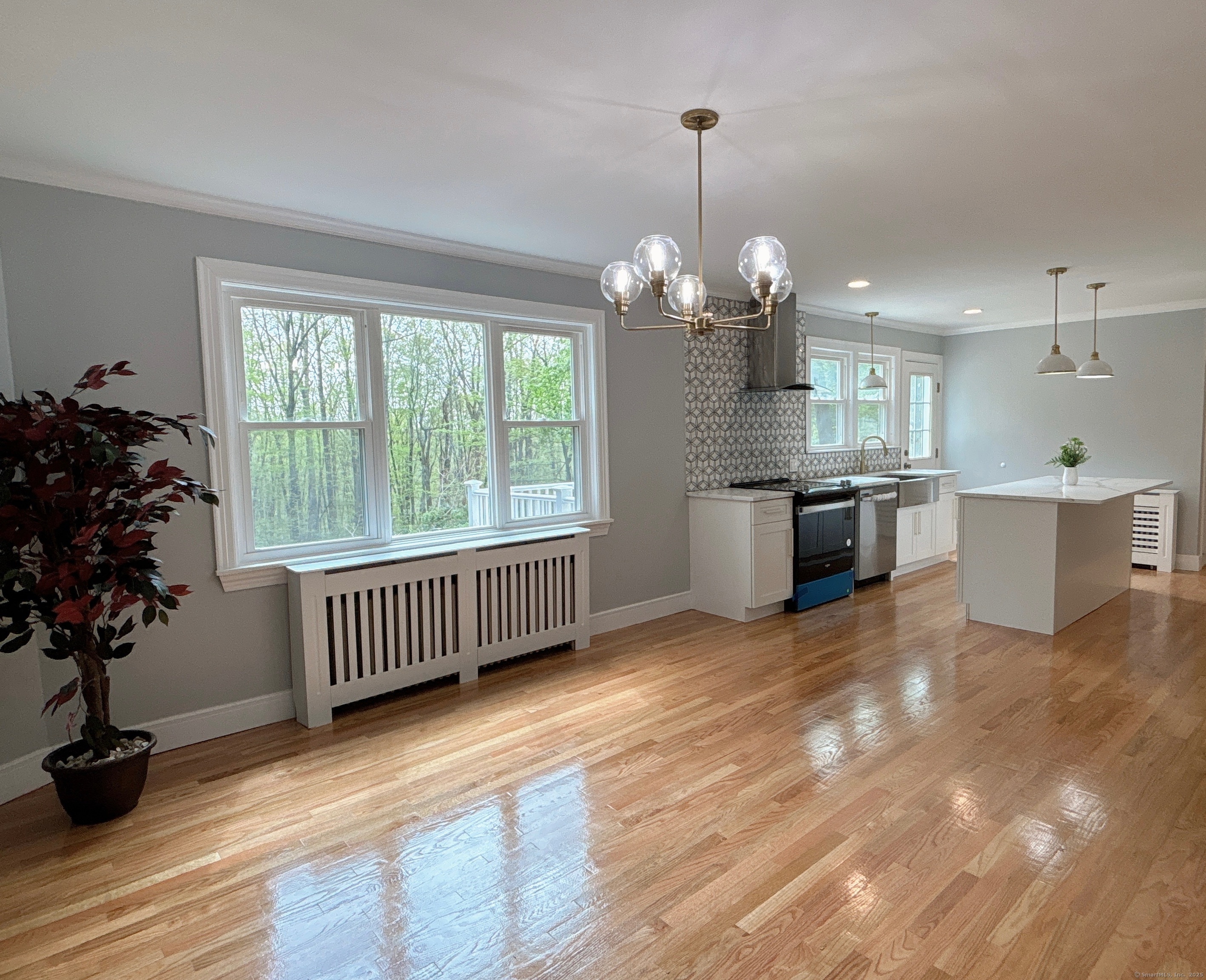 2125 Shepard, Hamden, Connecticut 06518