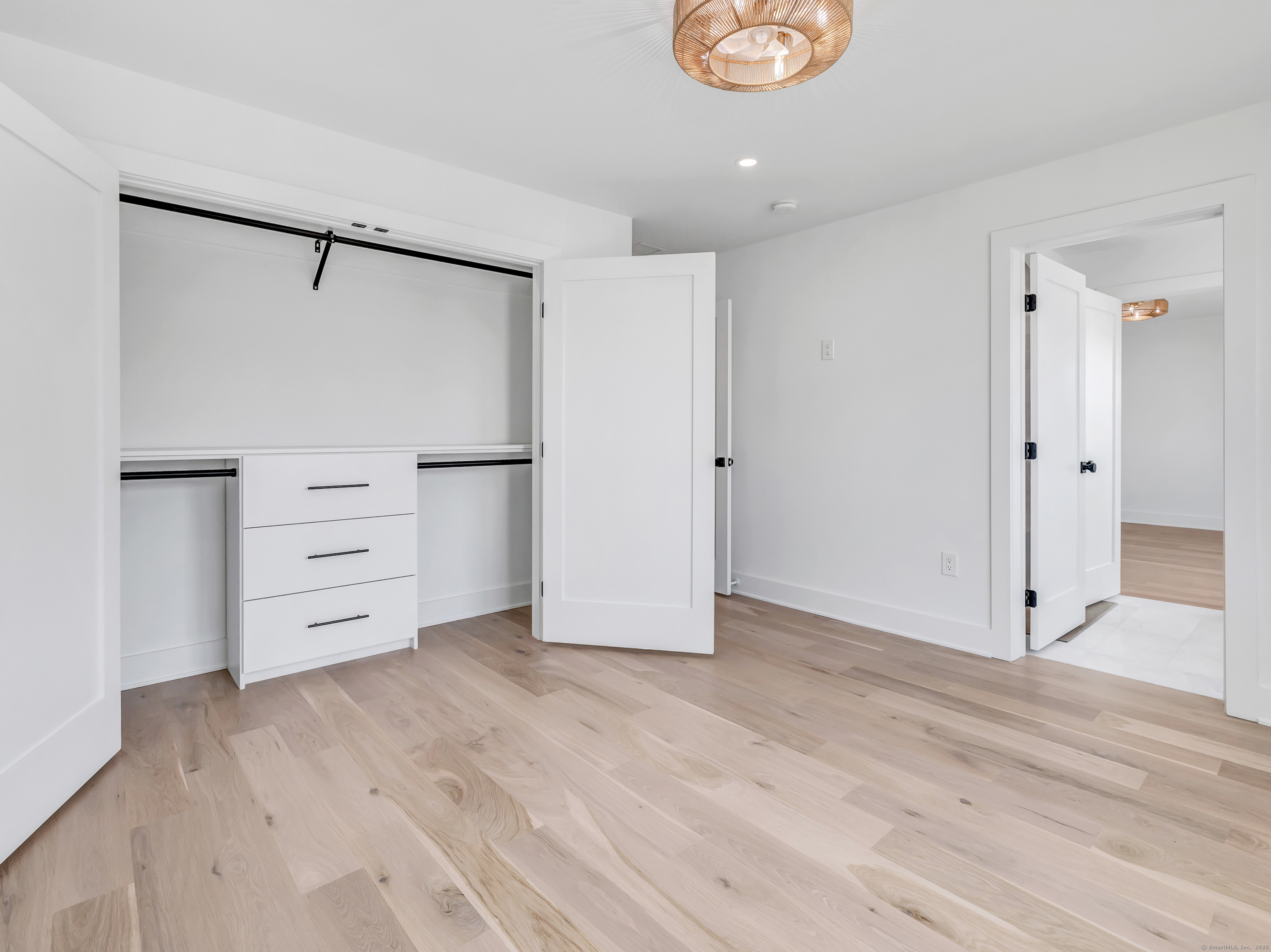 13 Dunbar, Milford, Connecticut 06460