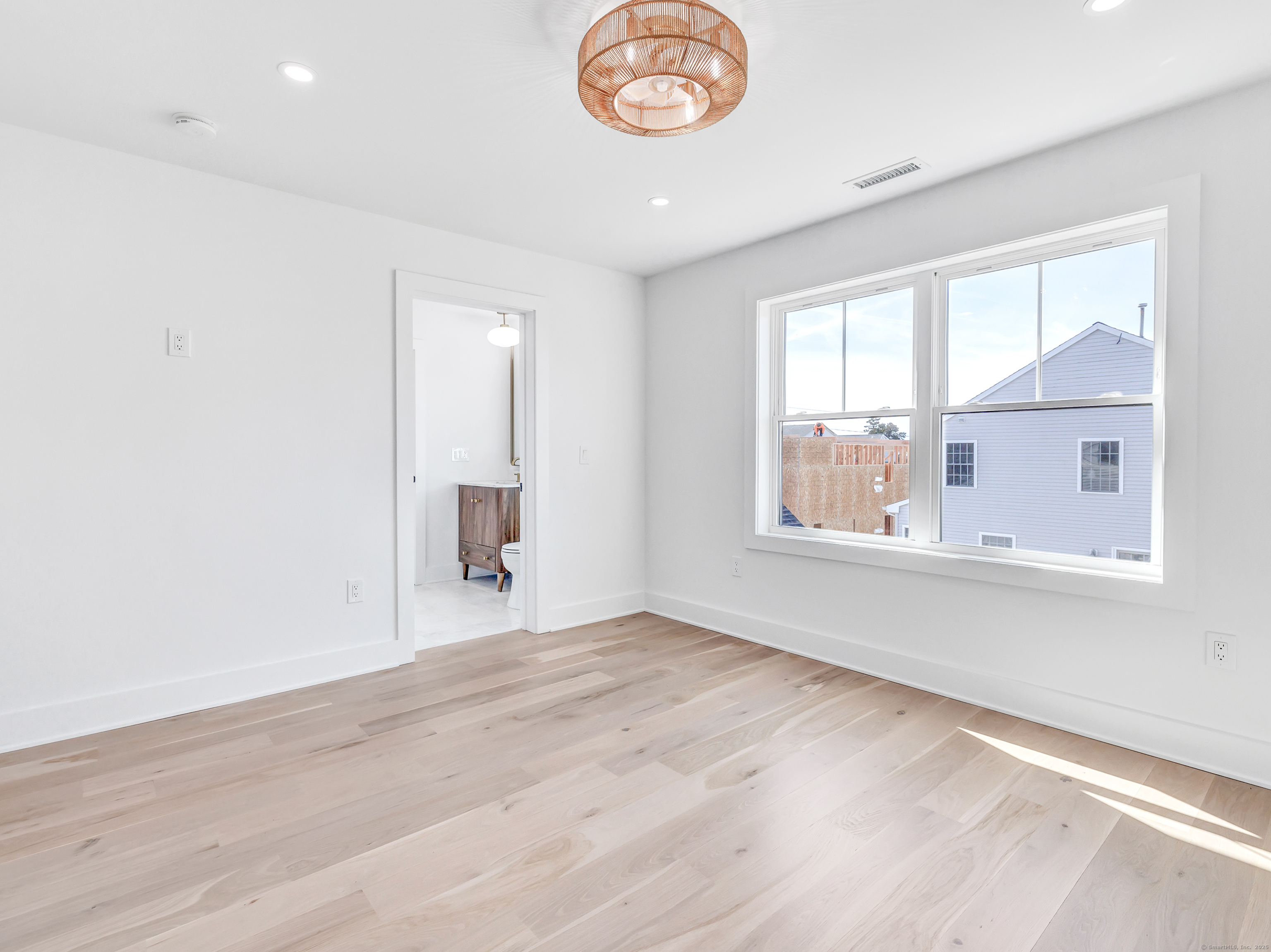13 Dunbar, Milford, Connecticut 06460