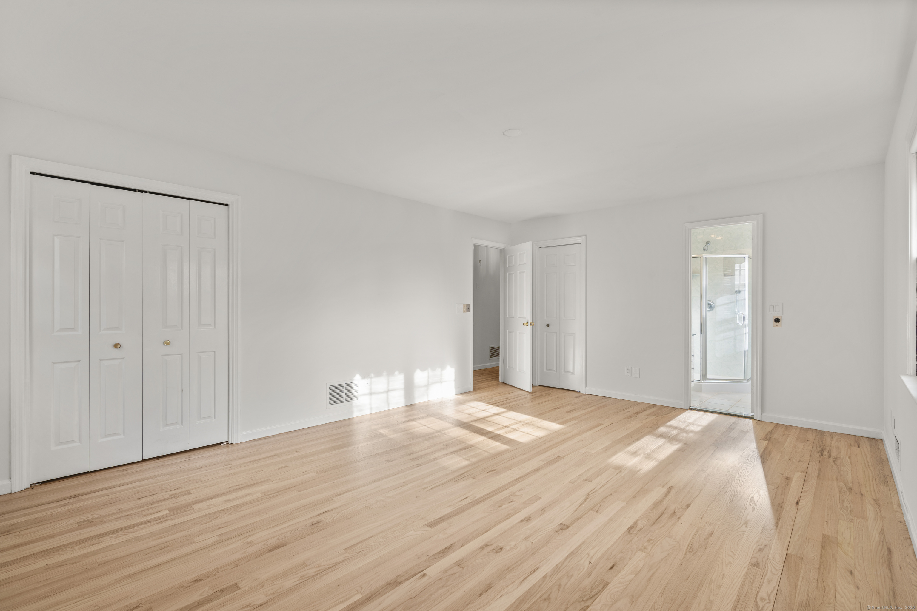 329 Roxbury, Stamford, Connecticut 06902