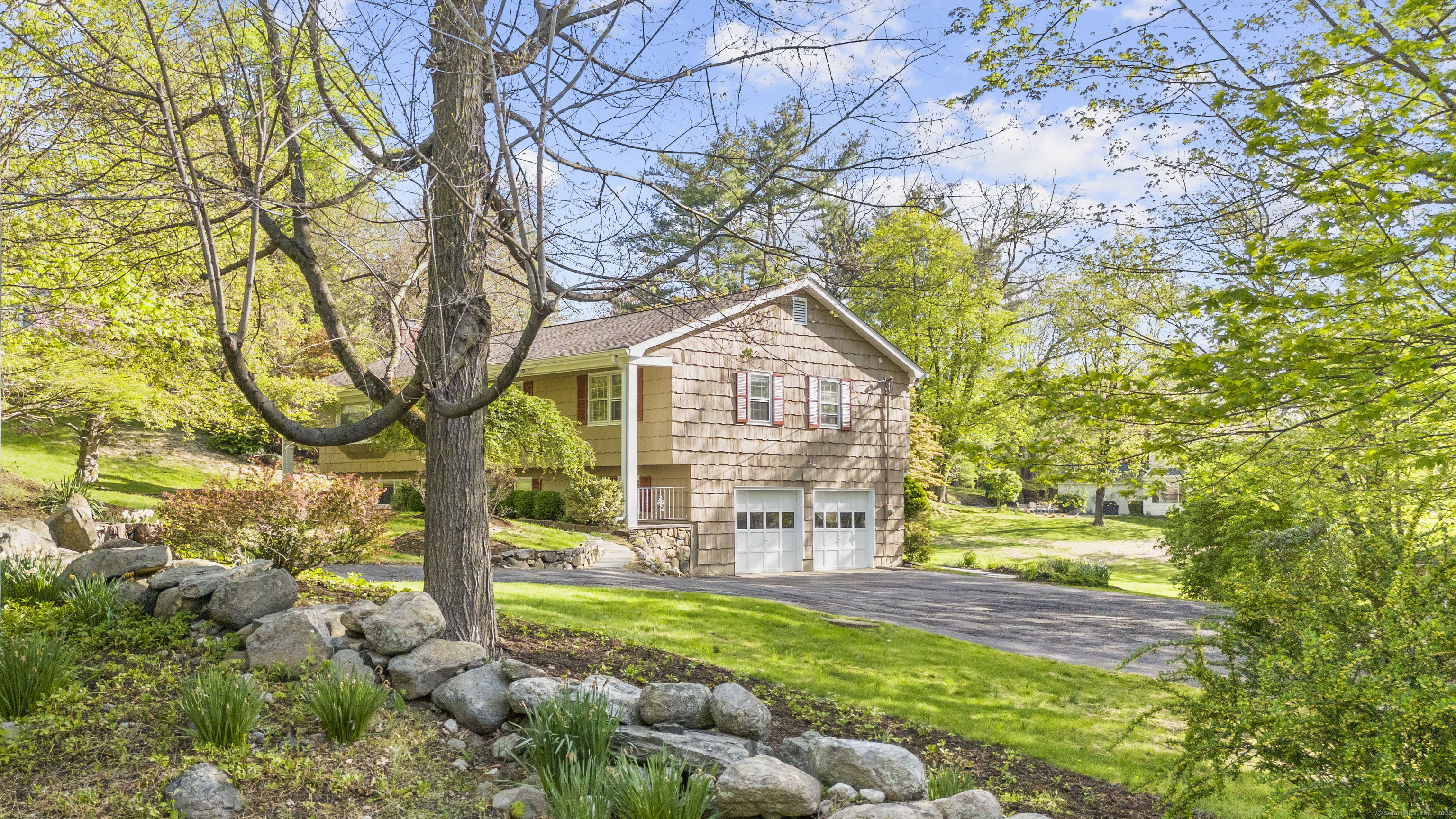 329 Roxbury, Stamford, Connecticut 06902