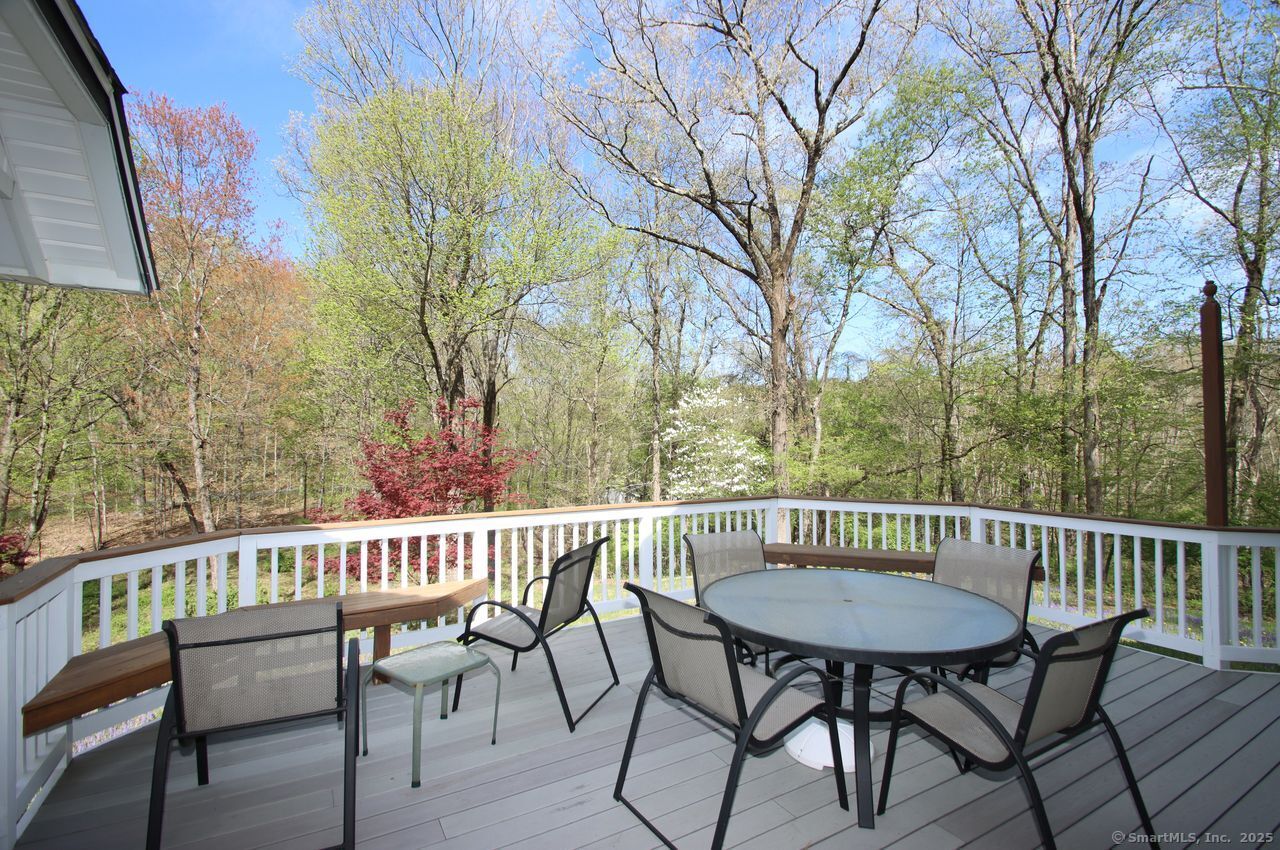 175 Old Lane, Hamden, Connecticut 06410