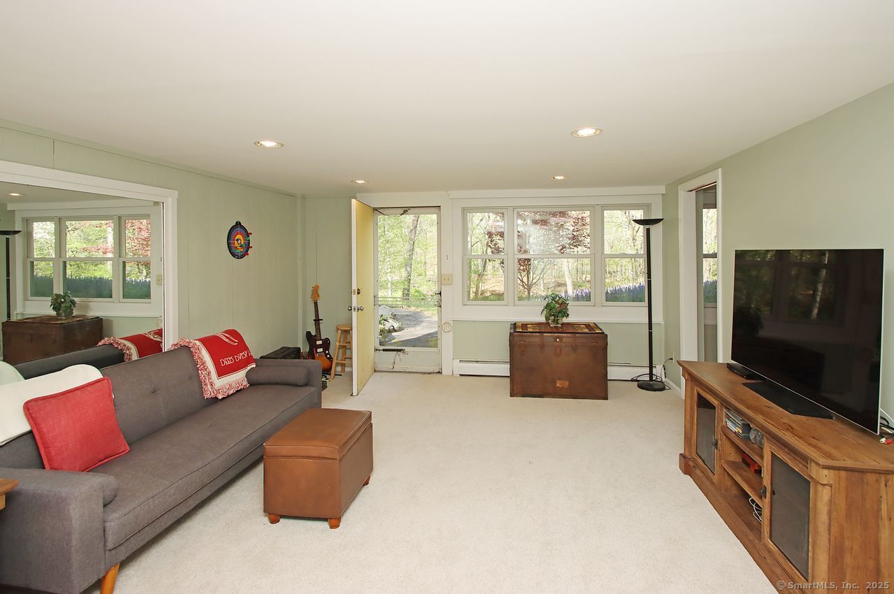 175 Old Lane, Hamden, Connecticut 06410