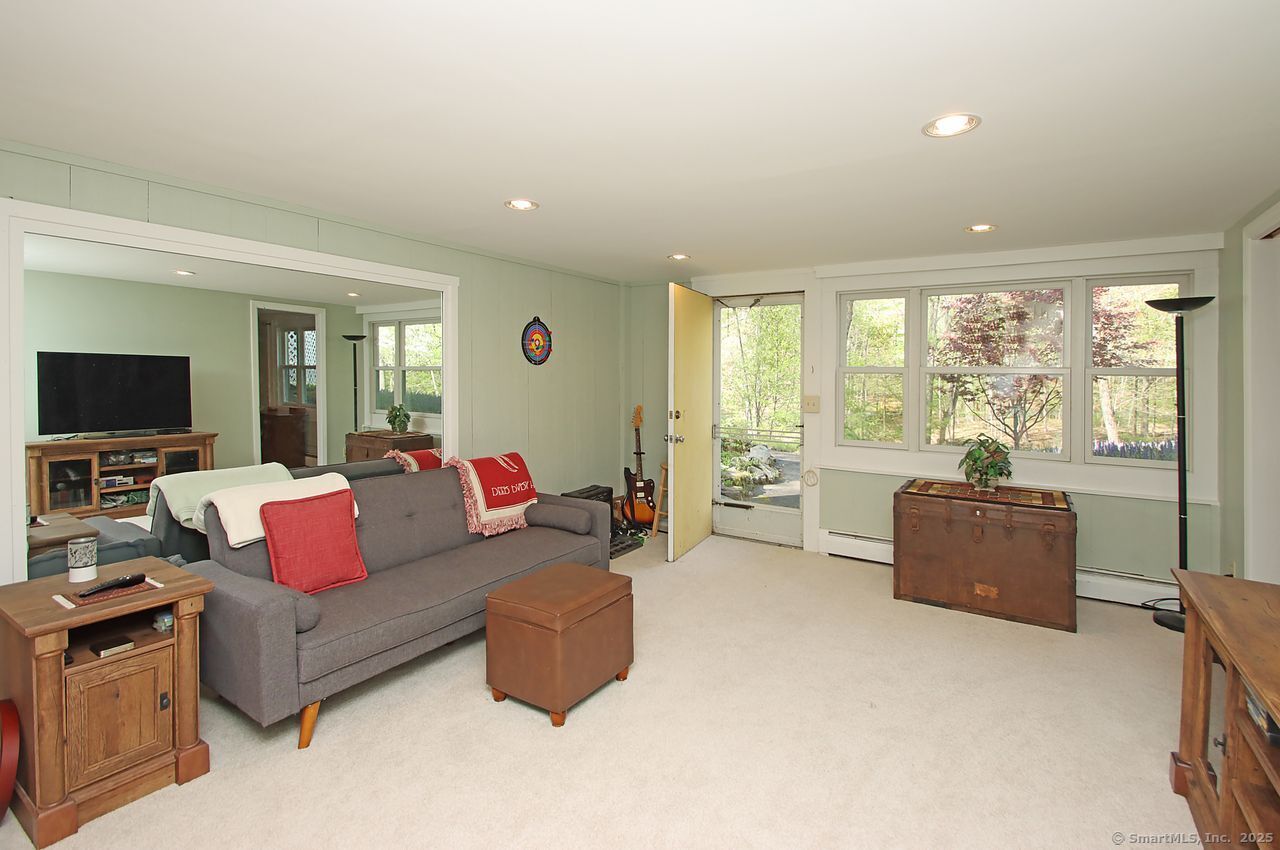 175 Old Lane, Hamden, Connecticut 06410