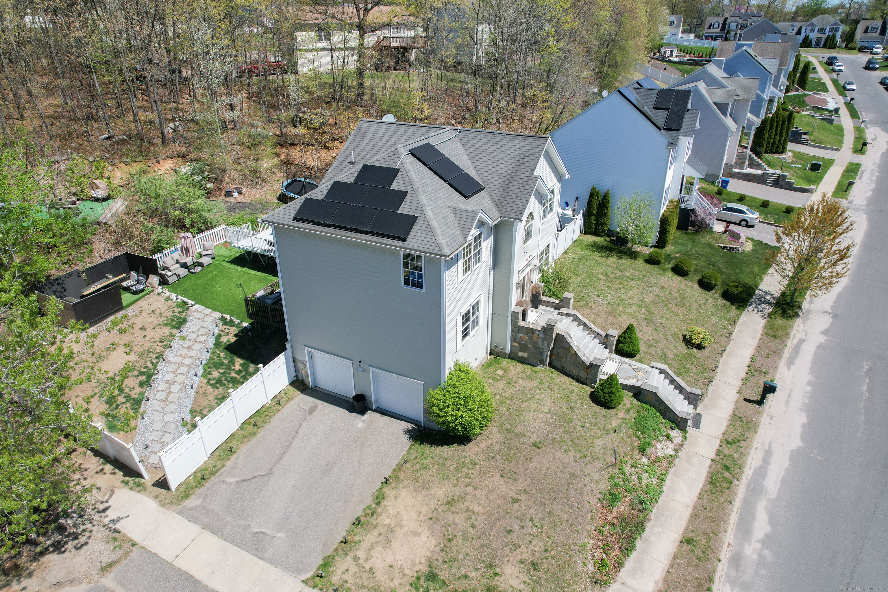 207 Ridgefield, Waterbury, Connecticut 06705