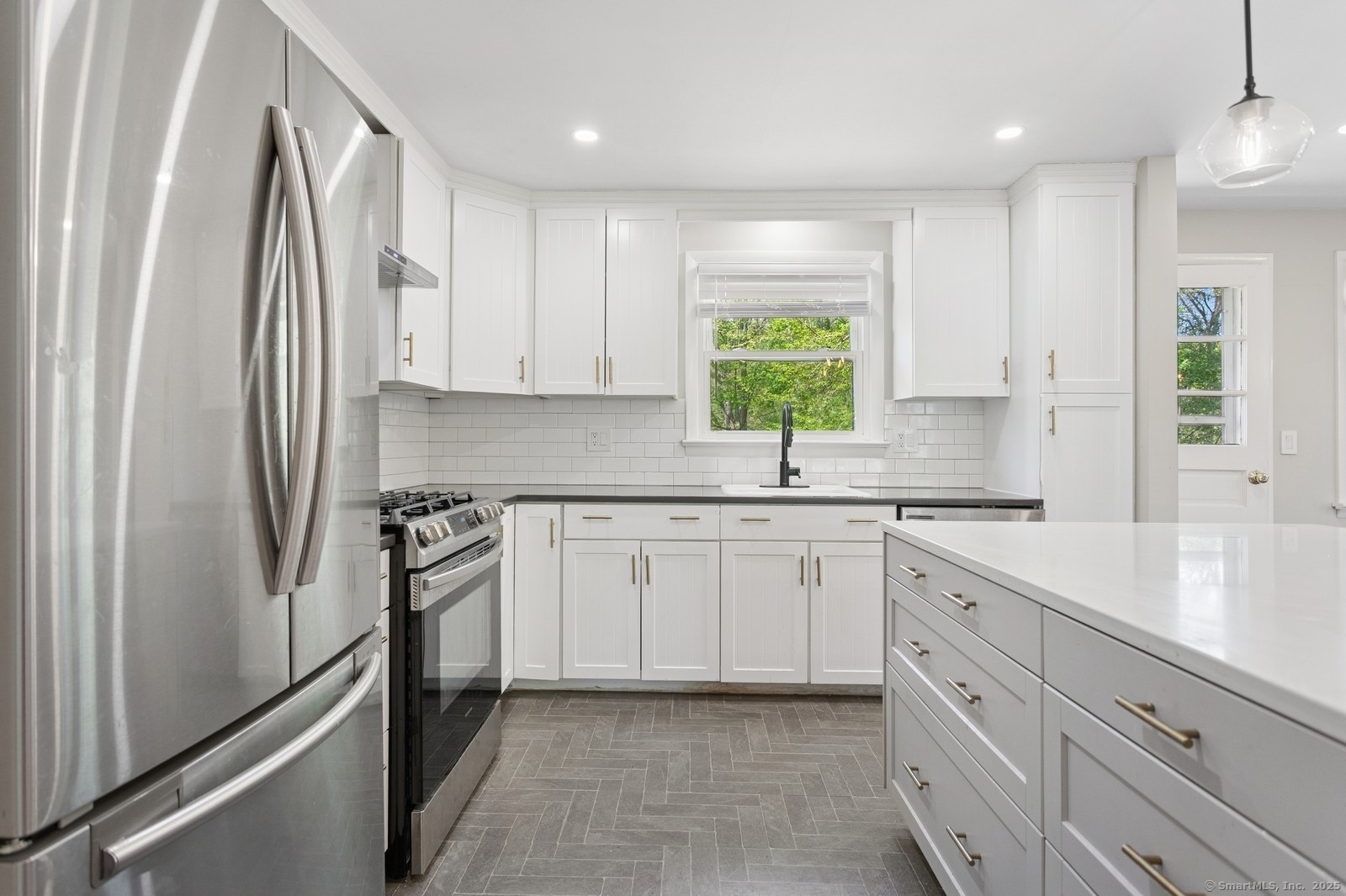 128 West, Darien, Connecticut 06820