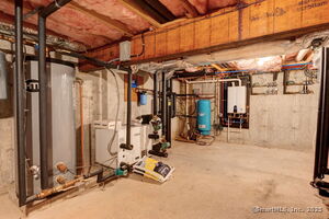 Homes for sale in Durham, CT | 204 Old Blue Hills Rd, Durham, CT 06422 | MLS# 24090739