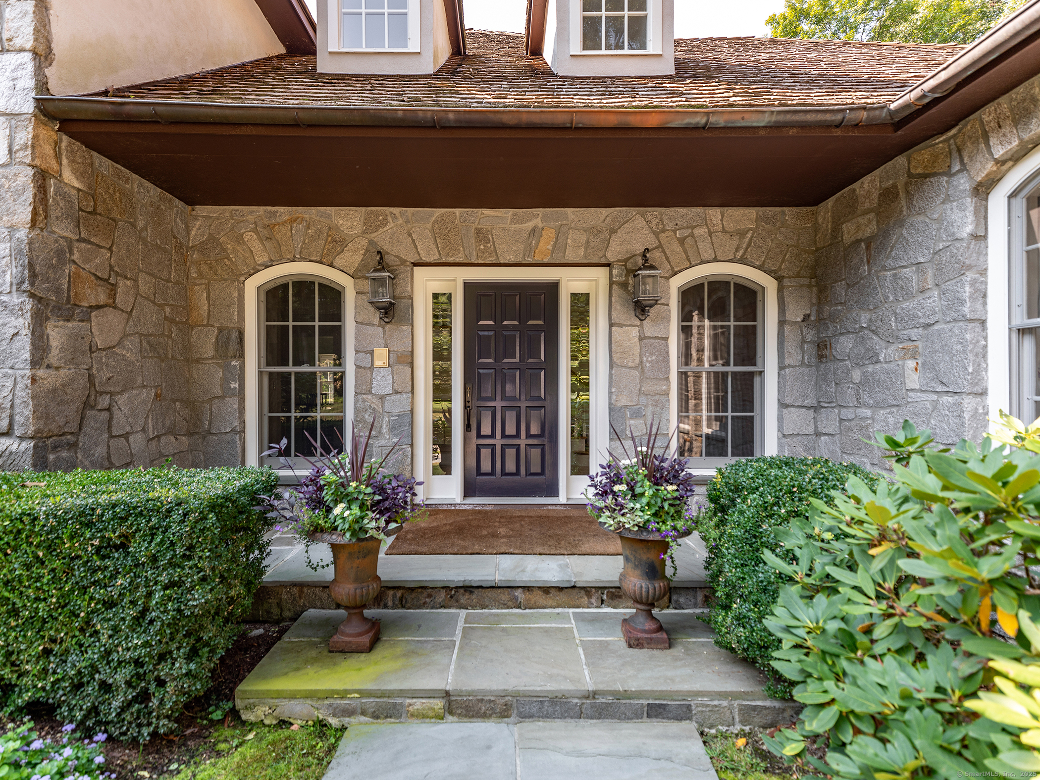 16 Sentry Hill, Roxbury, Connecticut 06783