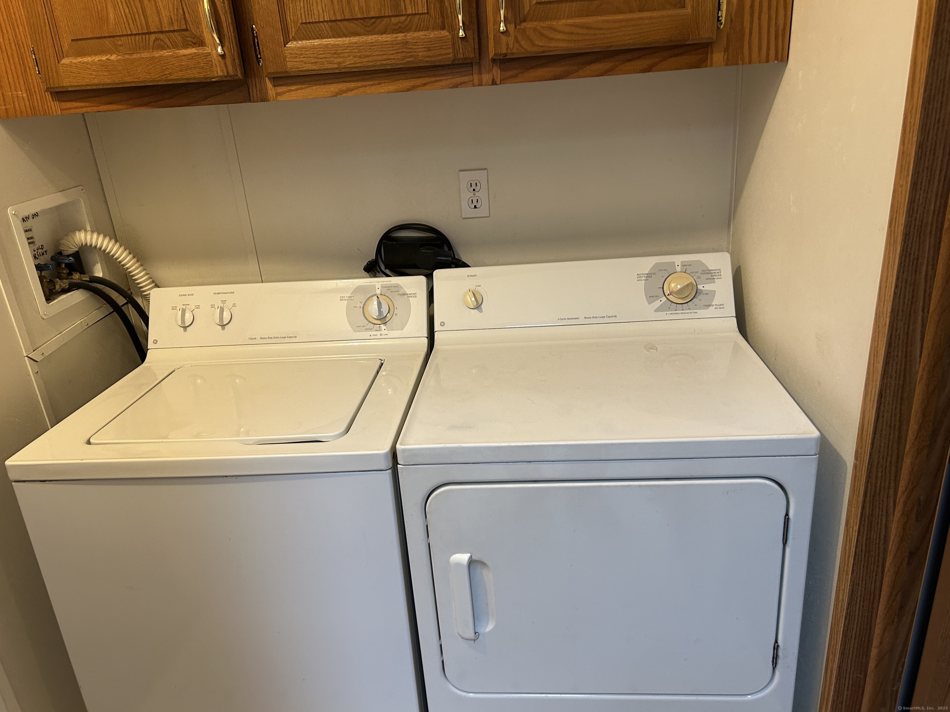 16 New, Beacon Falls, Connecticut 06403