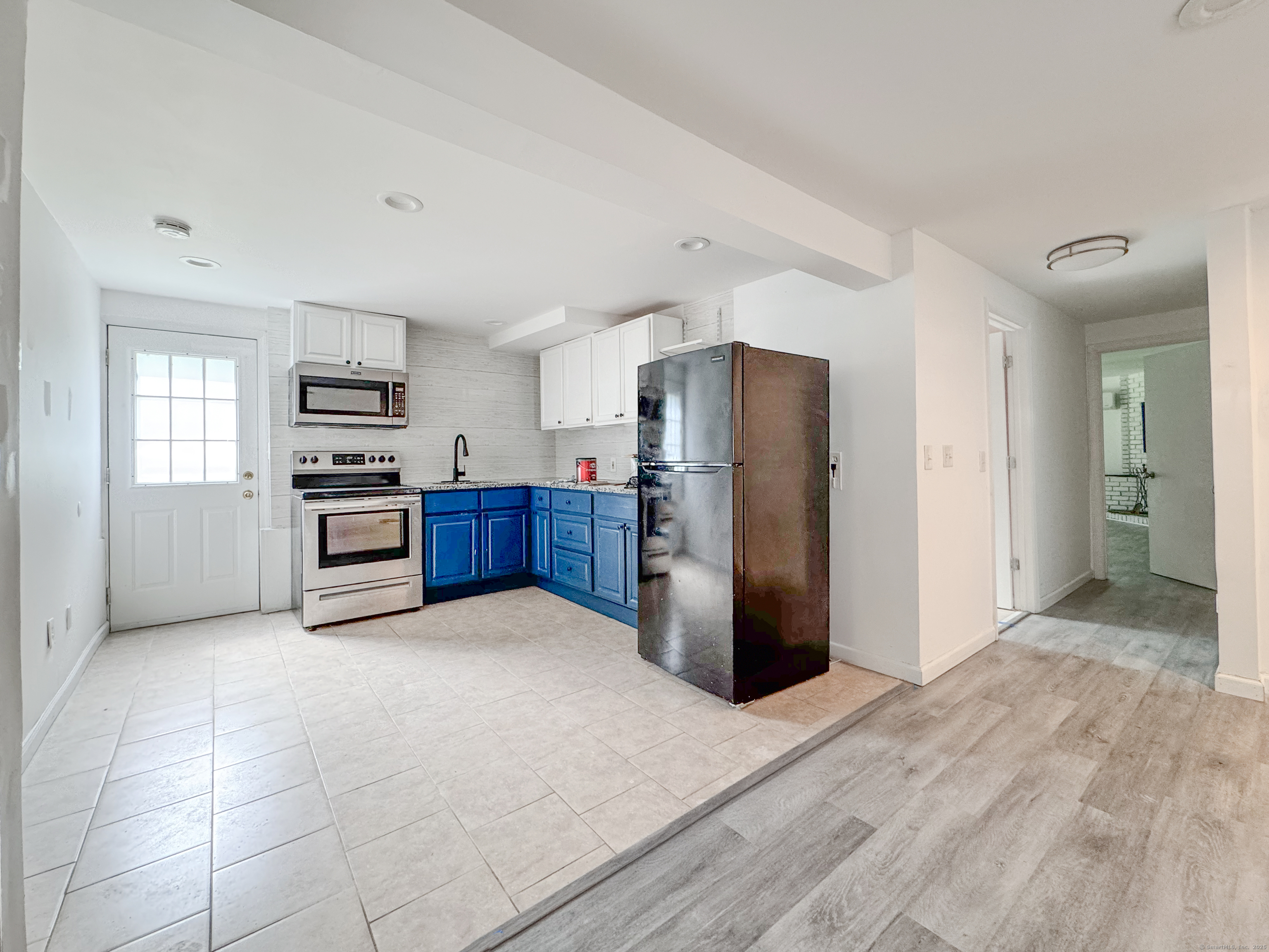4 Robert, Westport, Connecticut 06880