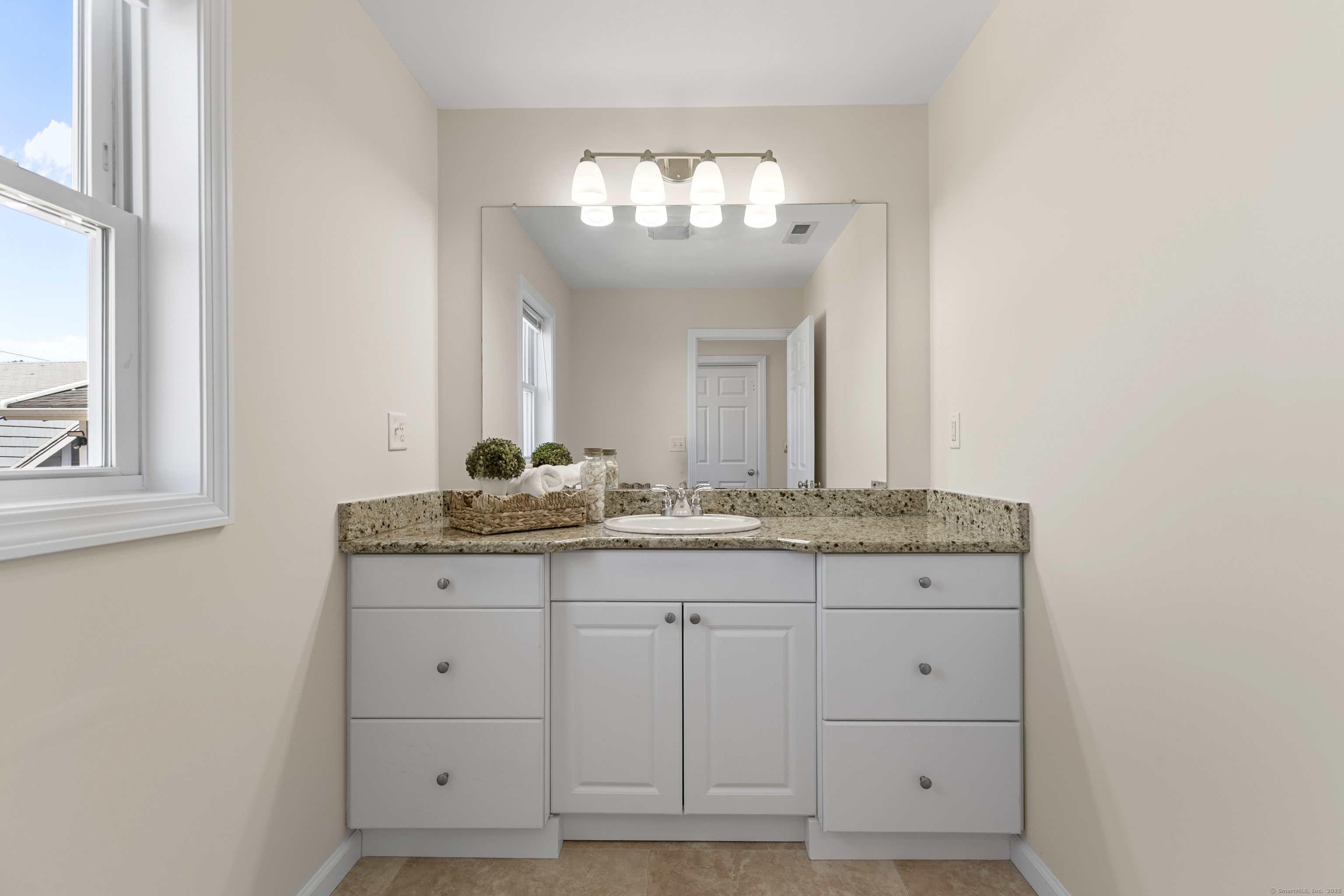 274 & 274A Cosey Beach, East Haven, Connecticut 06512
