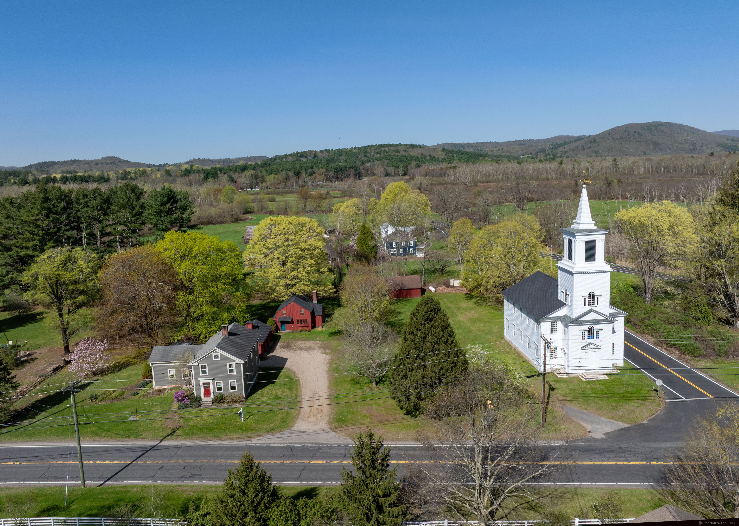 16 Route 63, Canaan, Connecticut 06031