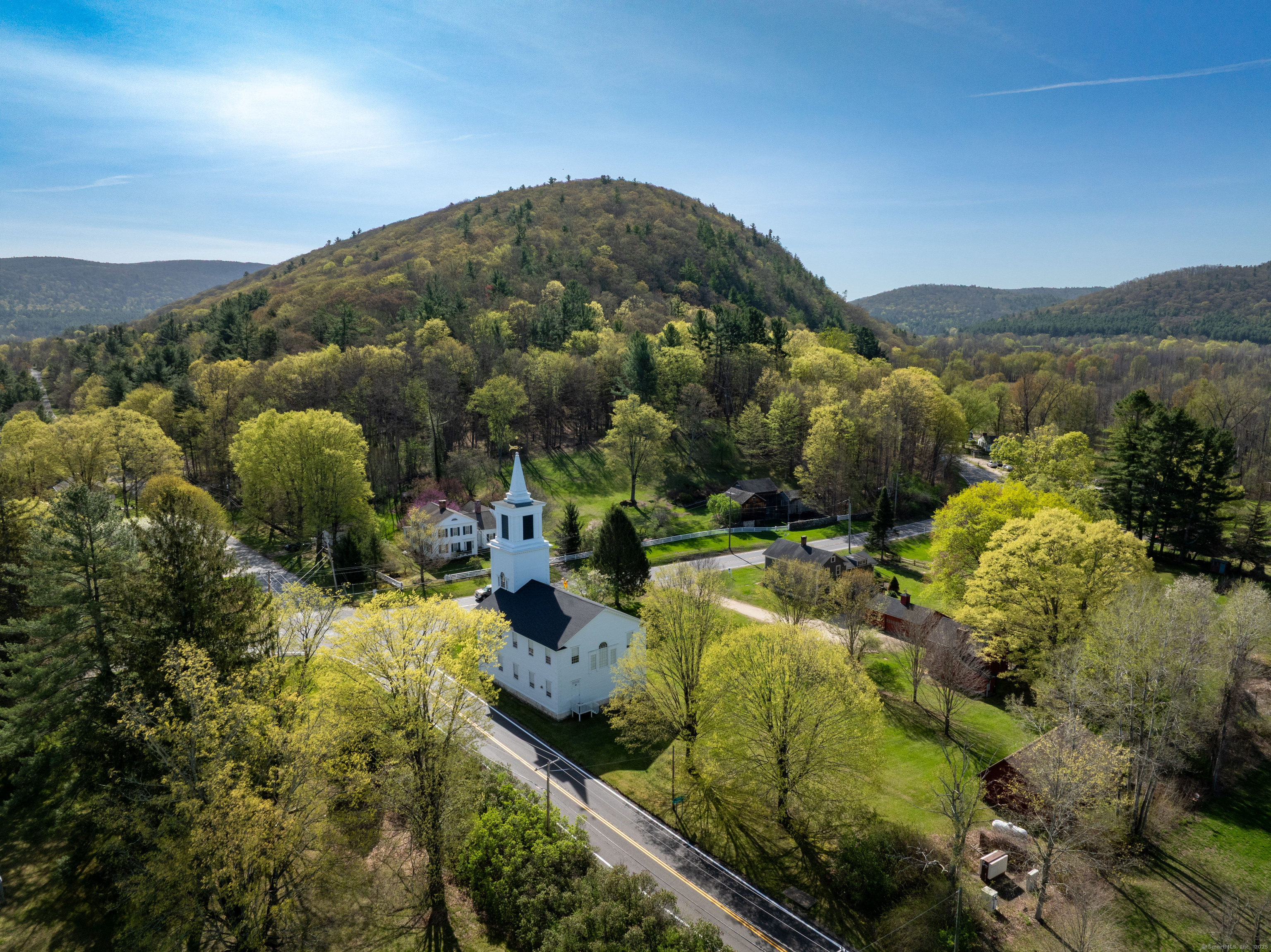 16 Route 63, Canaan, Connecticut 06031