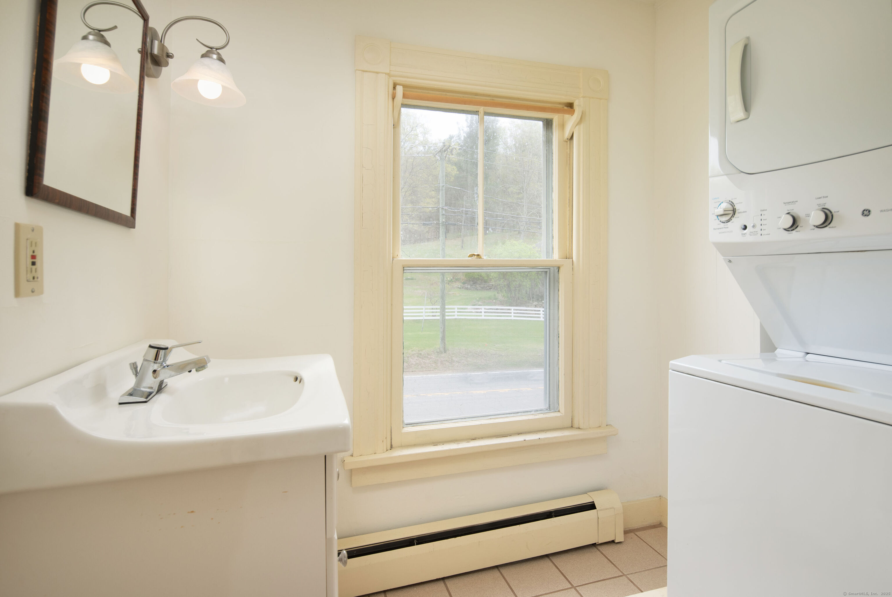 16 Route 63, Canaan, Connecticut 06031