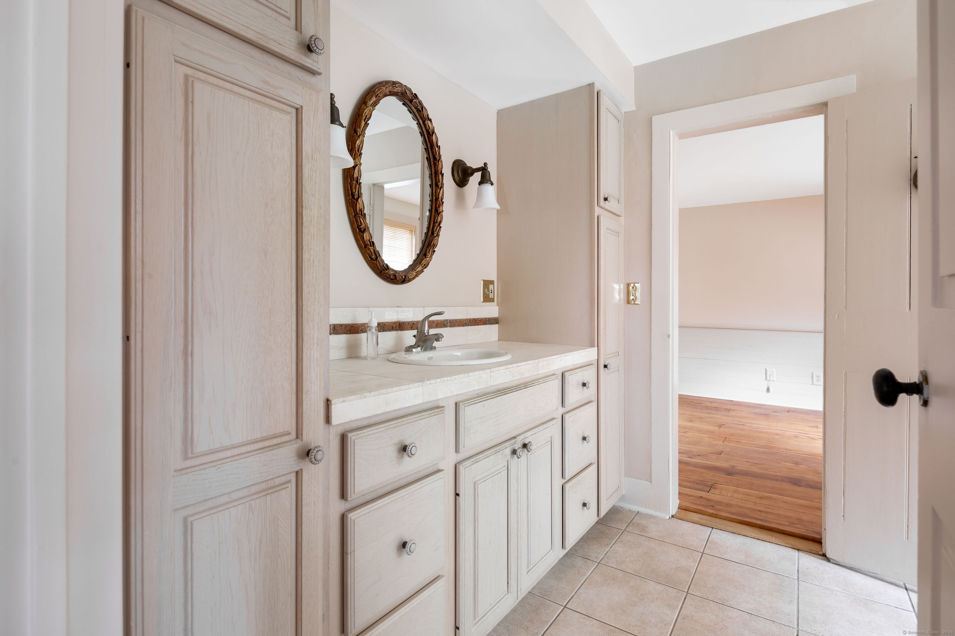 16 Route 63, Canaan, Connecticut 06031