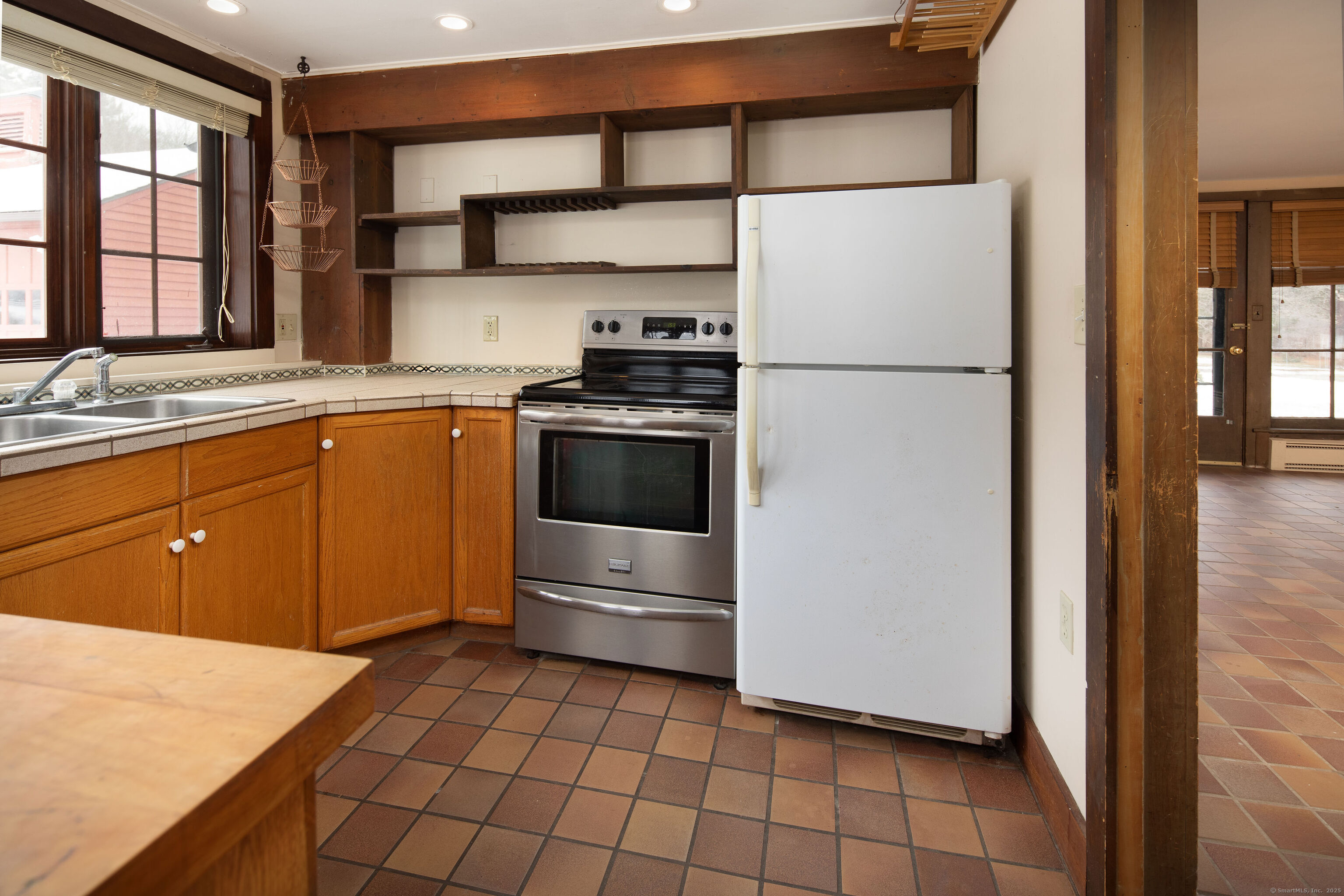 16 Route 63, Canaan, Connecticut 06031